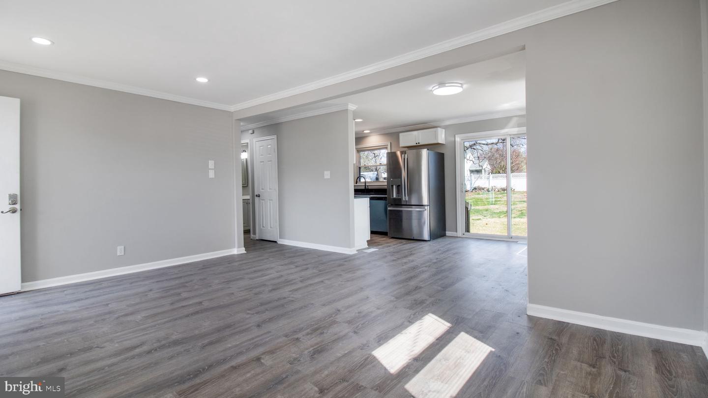 25 VIRGINIA AVE, FREDERICKSBURG, Virginia 22405, 3 Bedrooms Bedrooms, ,2 BathroomsBathrooms,Residential,For sale,25 VIRGINIA AVE,VAST2038536 MLS # VAST2038536