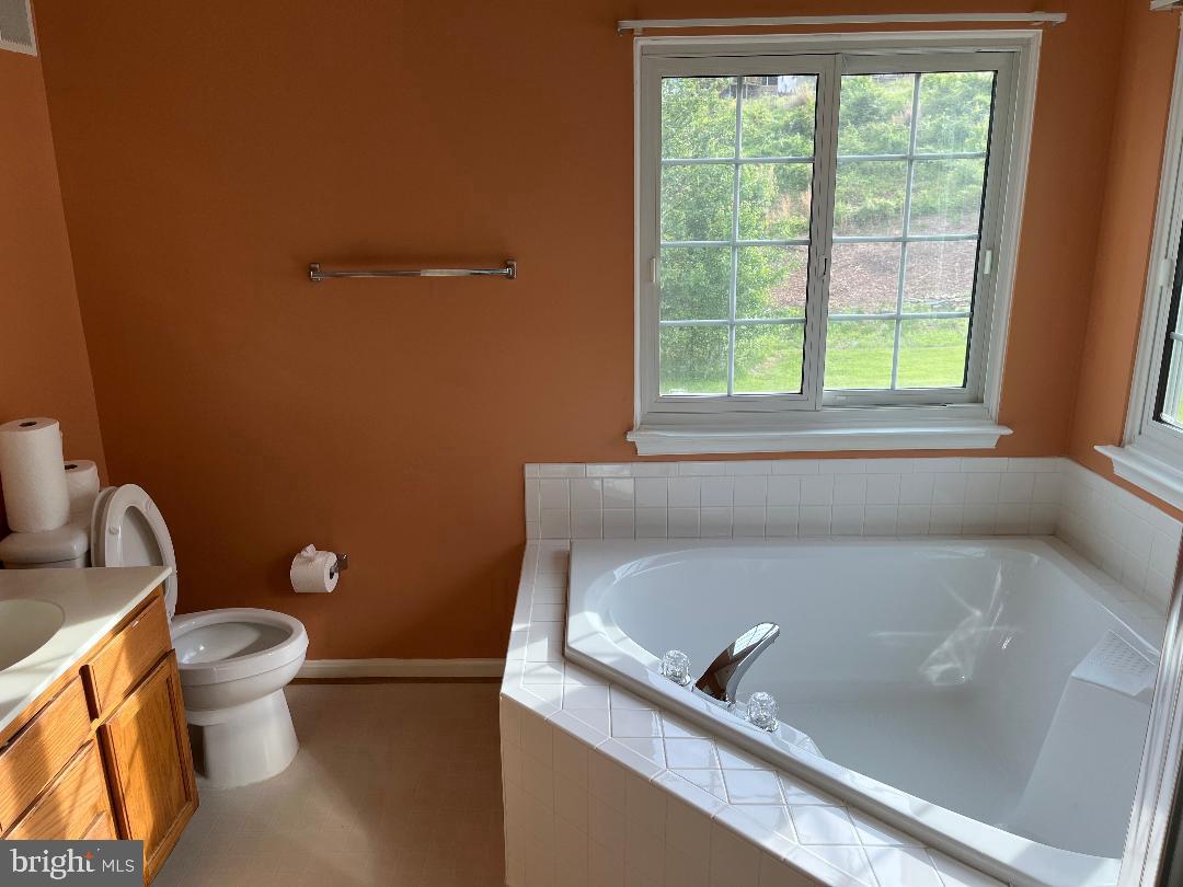 17012 CASS BROOK LN, WOODBRIDGE, Virginia 22191, 4 Bedrooms Bedrooms, ,2 BathroomsBathrooms,Residential,For sale,17012 CASS BROOK LN,VAPW2094100 MLS # VAPW2094100