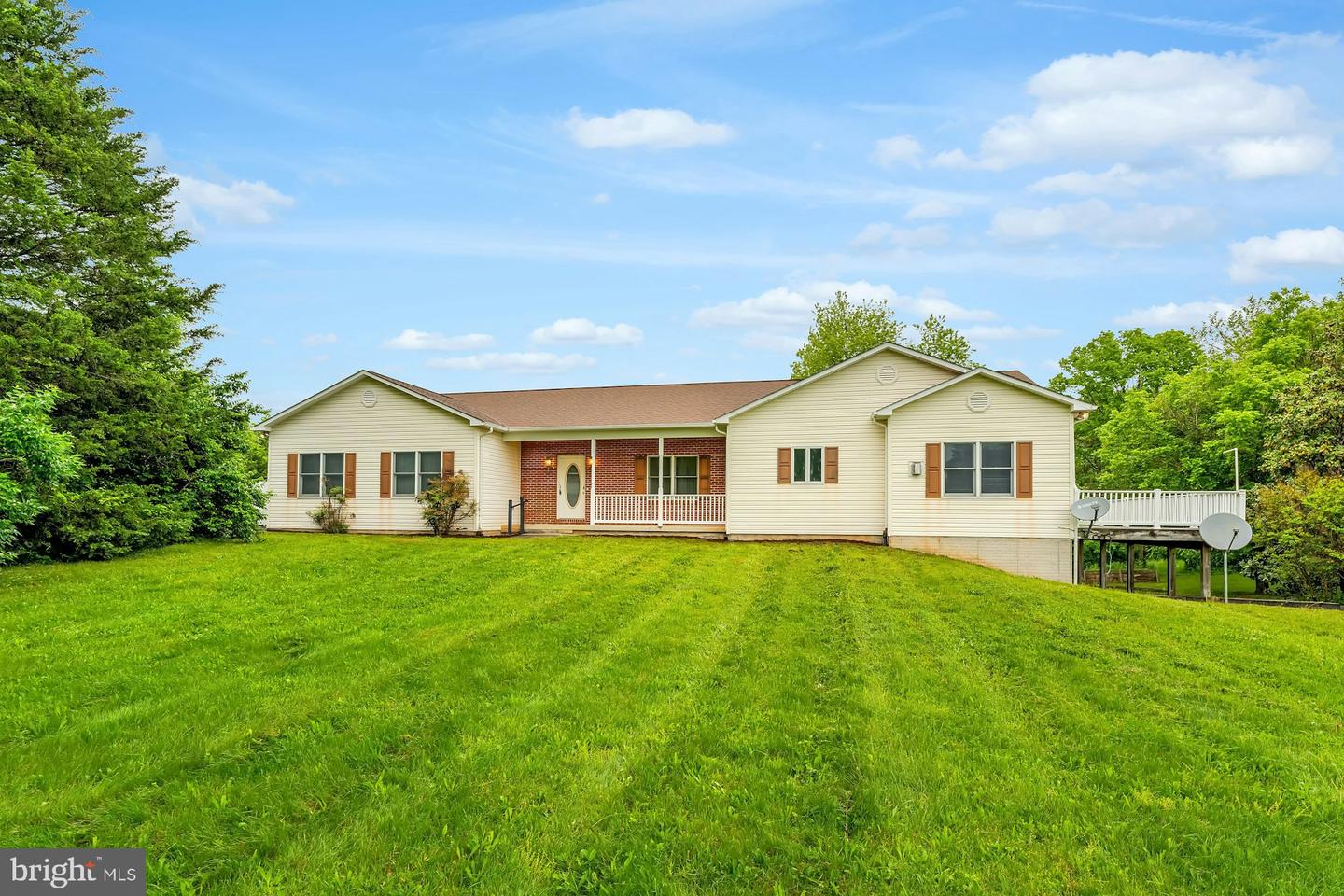 4710 HARRY BYRD HWY, BERRYVILLE, Virginia 22611, 4 Bedrooms Bedrooms, ,3 BathroomsBathrooms,Residential,For sale,4710 HARRY BYRD HWY,VACL2003714 MLS # VACL2003714
