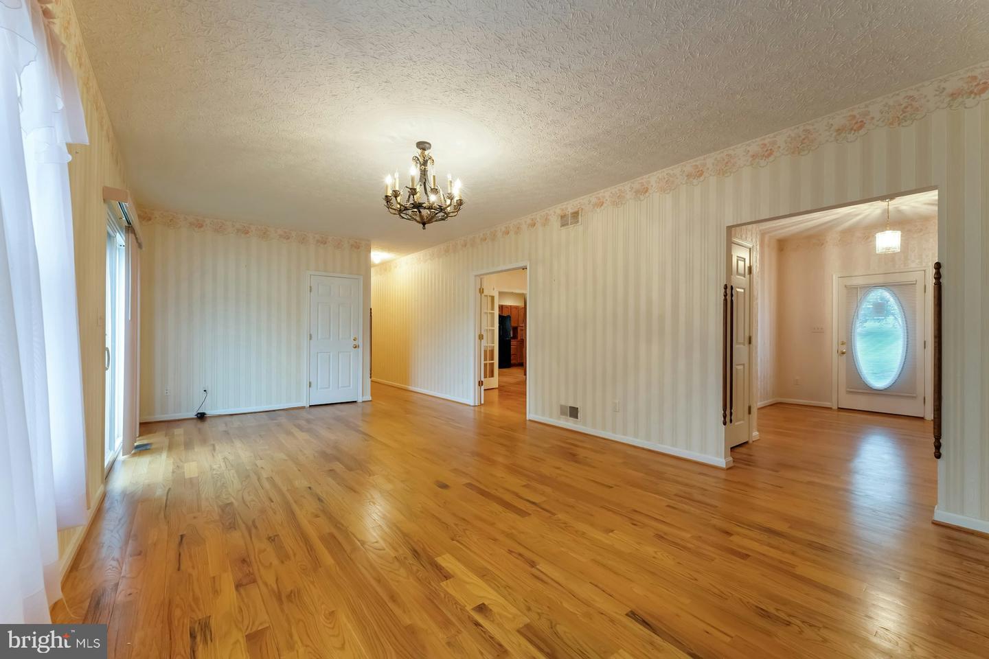 4710 HARRY BYRD HWY, BERRYVILLE, Virginia 22611, 4 Bedrooms Bedrooms, ,3 BathroomsBathrooms,Residential,For sale,4710 HARRY BYRD HWY,VACL2003714 MLS # VACL2003714