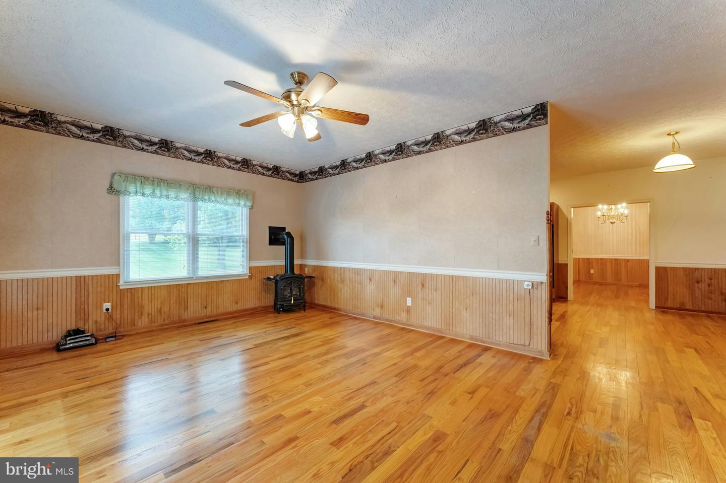 4710 HARRY BYRD HWY, BERRYVILLE, Virginia 22611, 4 Bedrooms Bedrooms, ,3 BathroomsBathrooms,Residential,For sale,4710 HARRY BYRD HWY,VACL2003714 MLS # VACL2003714