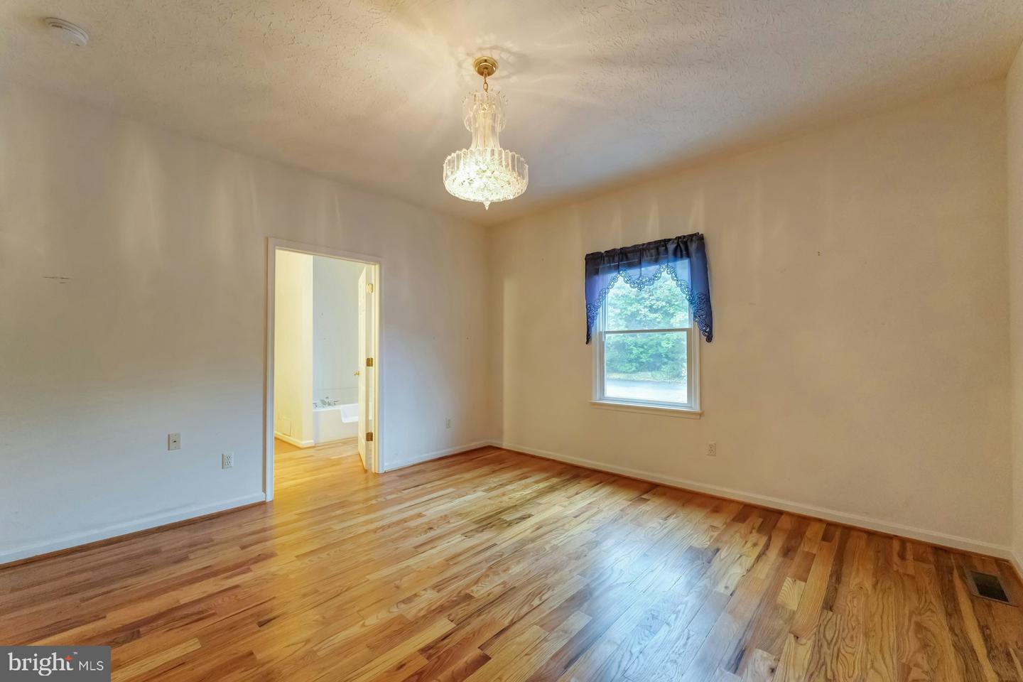 4710 HARRY BYRD HWY, BERRYVILLE, Virginia 22611, 4 Bedrooms Bedrooms, ,3 BathroomsBathrooms,Residential,For sale,4710 HARRY BYRD HWY,VACL2003714 MLS # VACL2003714