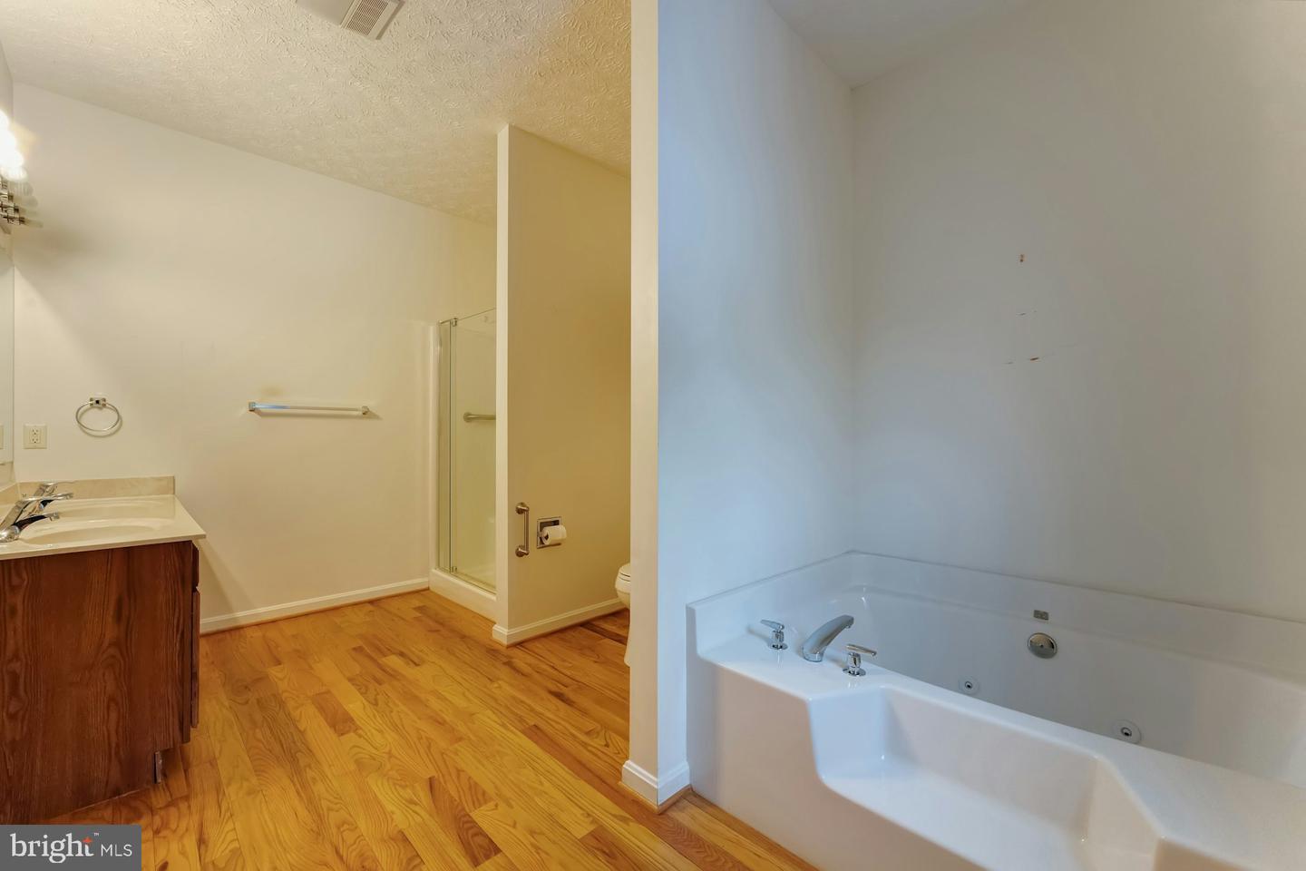4710 HARRY BYRD HWY, BERRYVILLE, Virginia 22611, 4 Bedrooms Bedrooms, ,3 BathroomsBathrooms,Residential,For sale,4710 HARRY BYRD HWY,VACL2003714 MLS # VACL2003714
