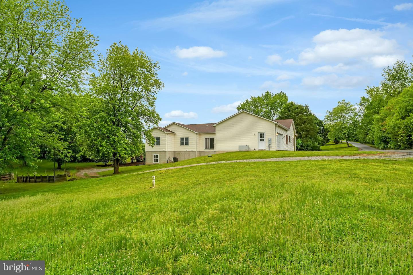 4710 HARRY BYRD HWY, BERRYVILLE, Virginia 22611, 4 Bedrooms Bedrooms, ,3 BathroomsBathrooms,Residential,For sale,4710 HARRY BYRD HWY,VACL2003714 MLS # VACL2003714