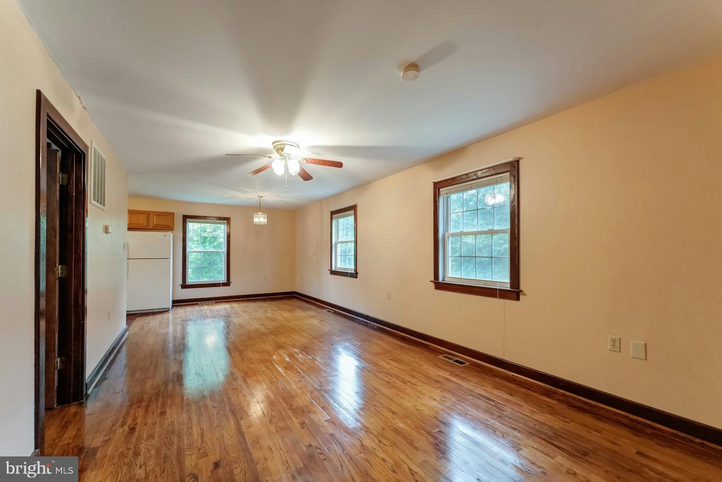 4710 HARRY BYRD HWY, BERRYVILLE, Virginia 22611, 4 Bedrooms Bedrooms, ,3 BathroomsBathrooms,Residential,For sale,4710 HARRY BYRD HWY,VACL2003714 MLS # VACL2003714