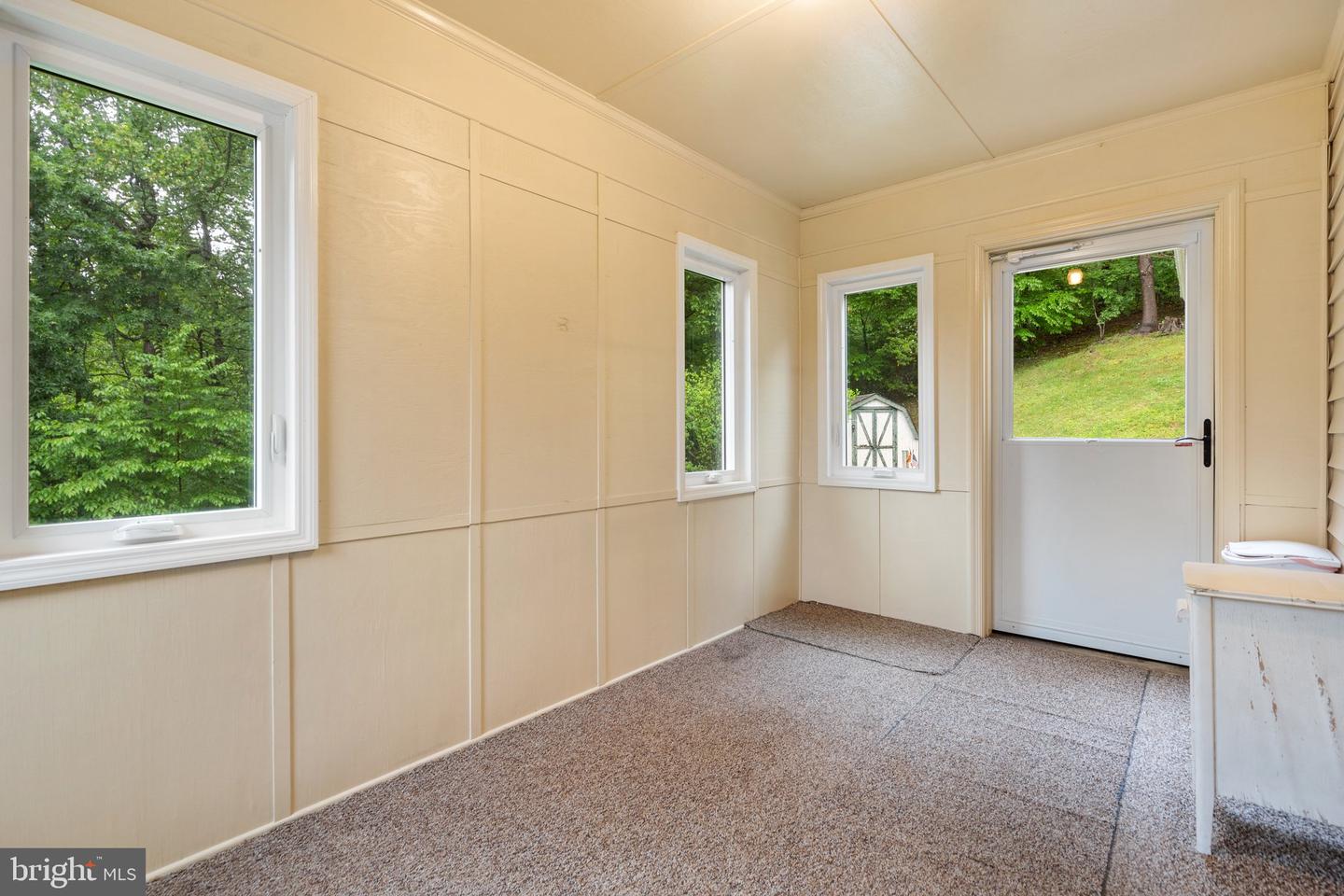 247 ROCKY HILL LN, REVA, Virginia 22735, 3 Bedrooms Bedrooms, ,2 BathroomsBathrooms,Residential,For sale,247 ROCKY HILL LN,VAMA2002212 MLS # VAMA2002212