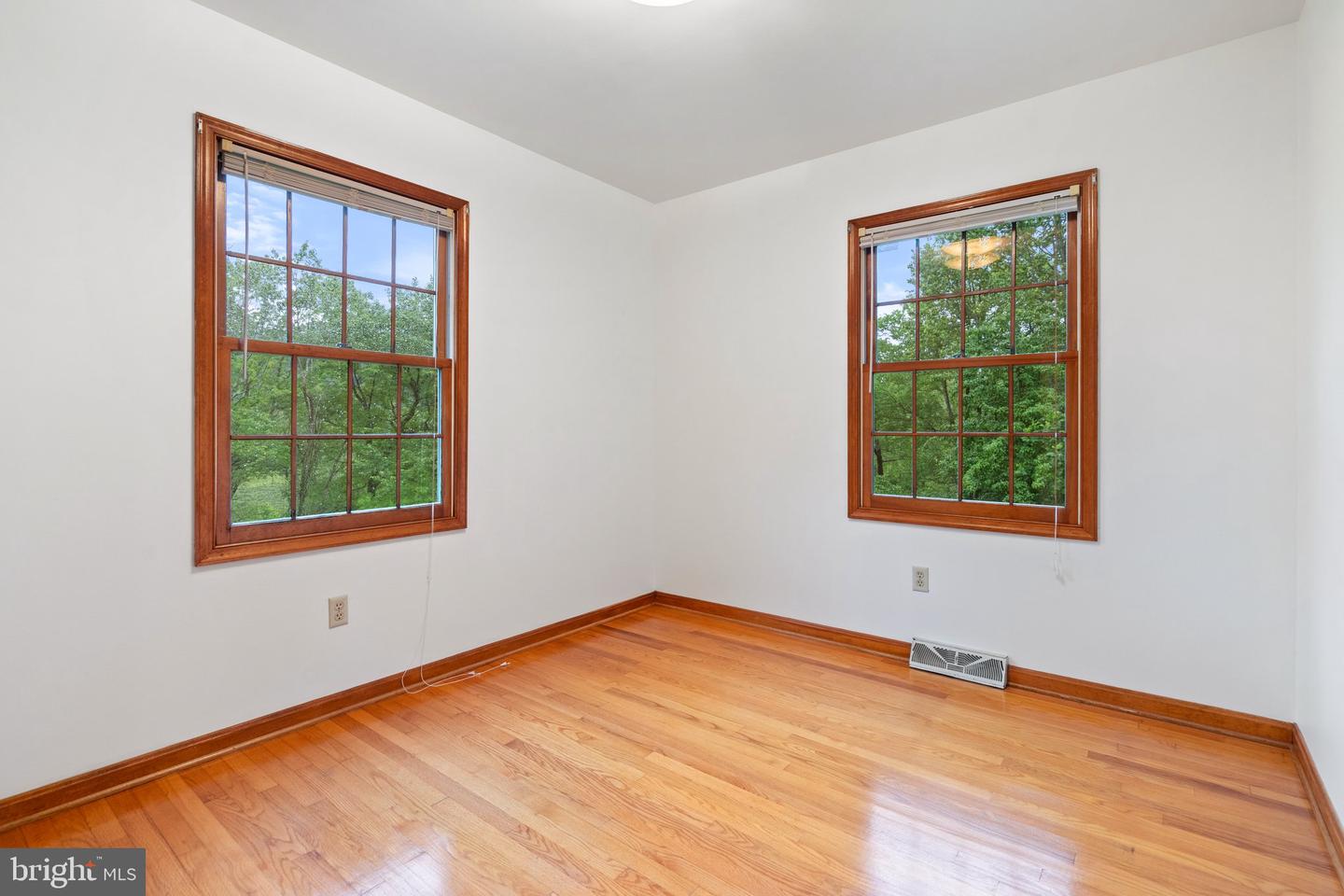 247 ROCKY HILL LN, REVA, Virginia 22735, 3 Bedrooms Bedrooms, ,2 BathroomsBathrooms,Residential,For sale,247 ROCKY HILL LN,VAMA2002212 MLS # VAMA2002212