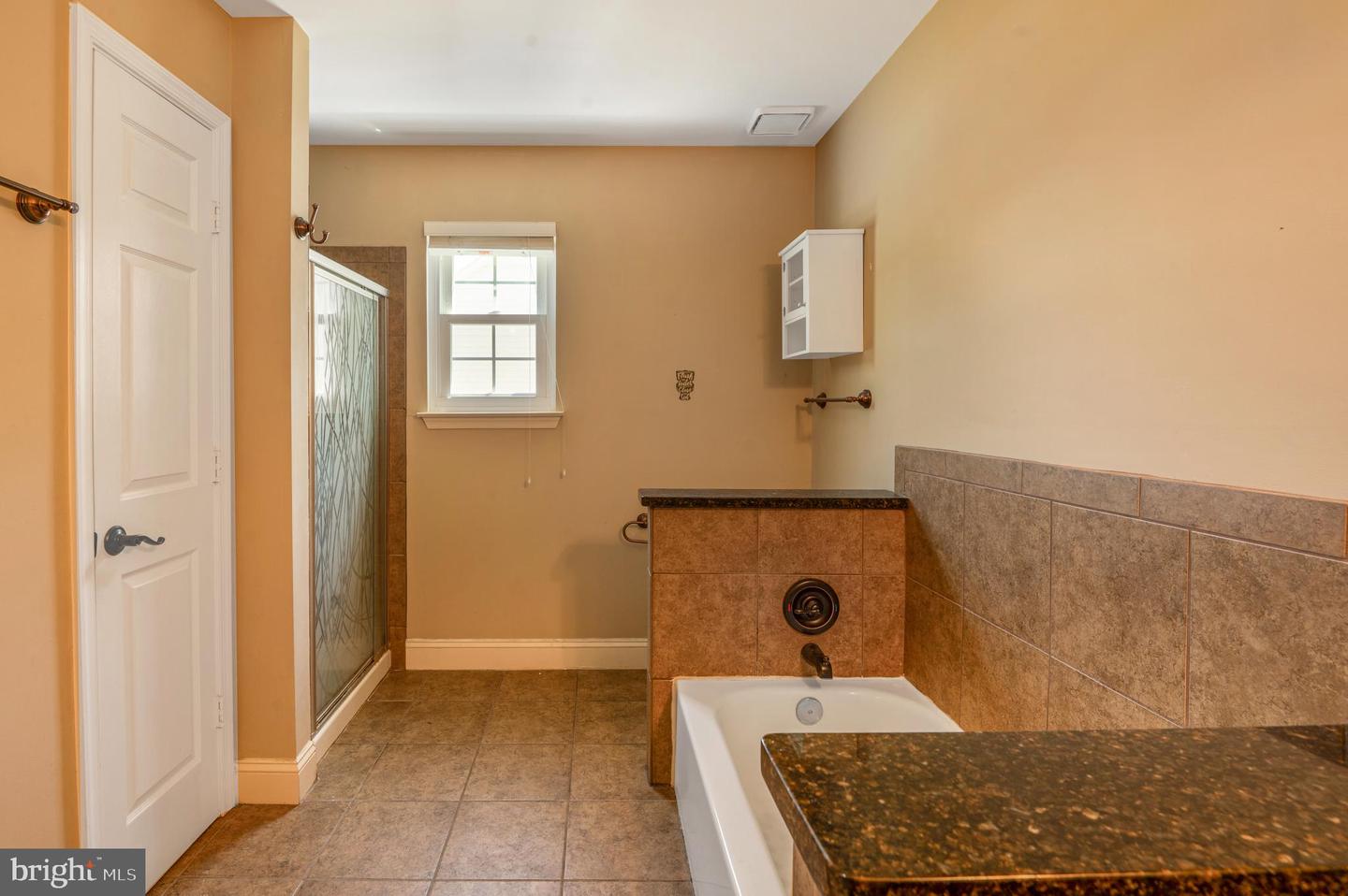 6193 OAKLAWN LN, WOODBRIDGE, Virginia 22193, 5 Bedrooms Bedrooms, ,3 BathroomsBathrooms,Residential,For sale,6193 OAKLAWN LN,VAPW2094150 MLS # VAPW2094150