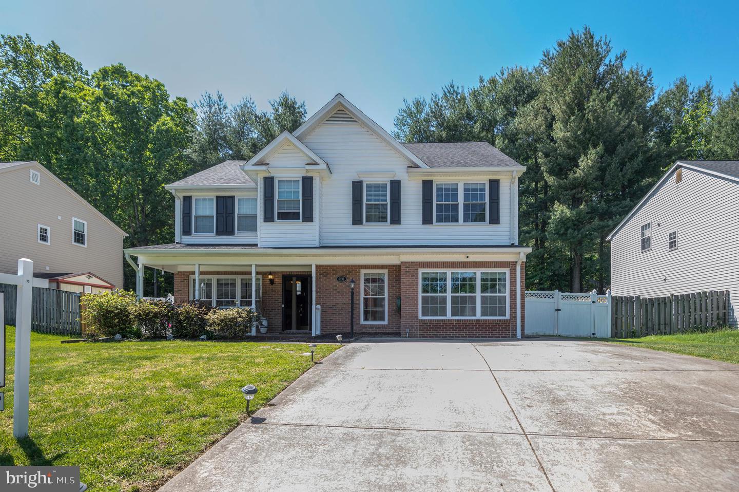 6193 OAKLAWN LN, WOODBRIDGE, Virginia 22193, 5 Bedrooms Bedrooms, ,3 BathroomsBathrooms,Residential,For sale,6193 OAKLAWN LN,VAPW2094150 MLS # VAPW2094150