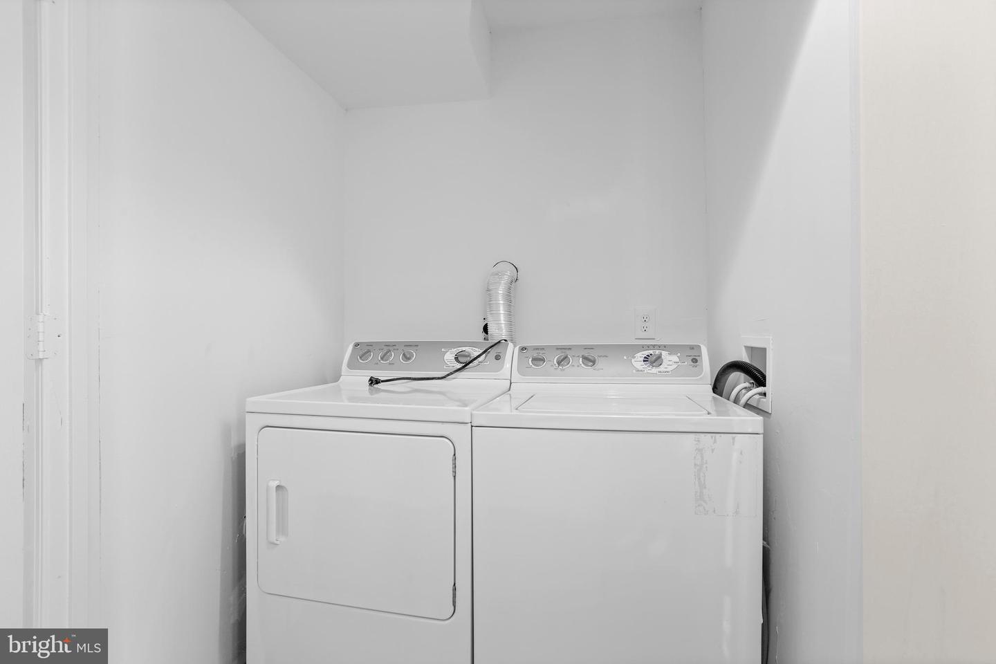 313 BURMAN LN, FREDERICKSBURG, Virginia 22407, 4 Bedrooms Bedrooms, ,3 BathroomsBathrooms,Residential,For sale,313 BURMAN LN,VASP2032916 MLS # VASP2032916