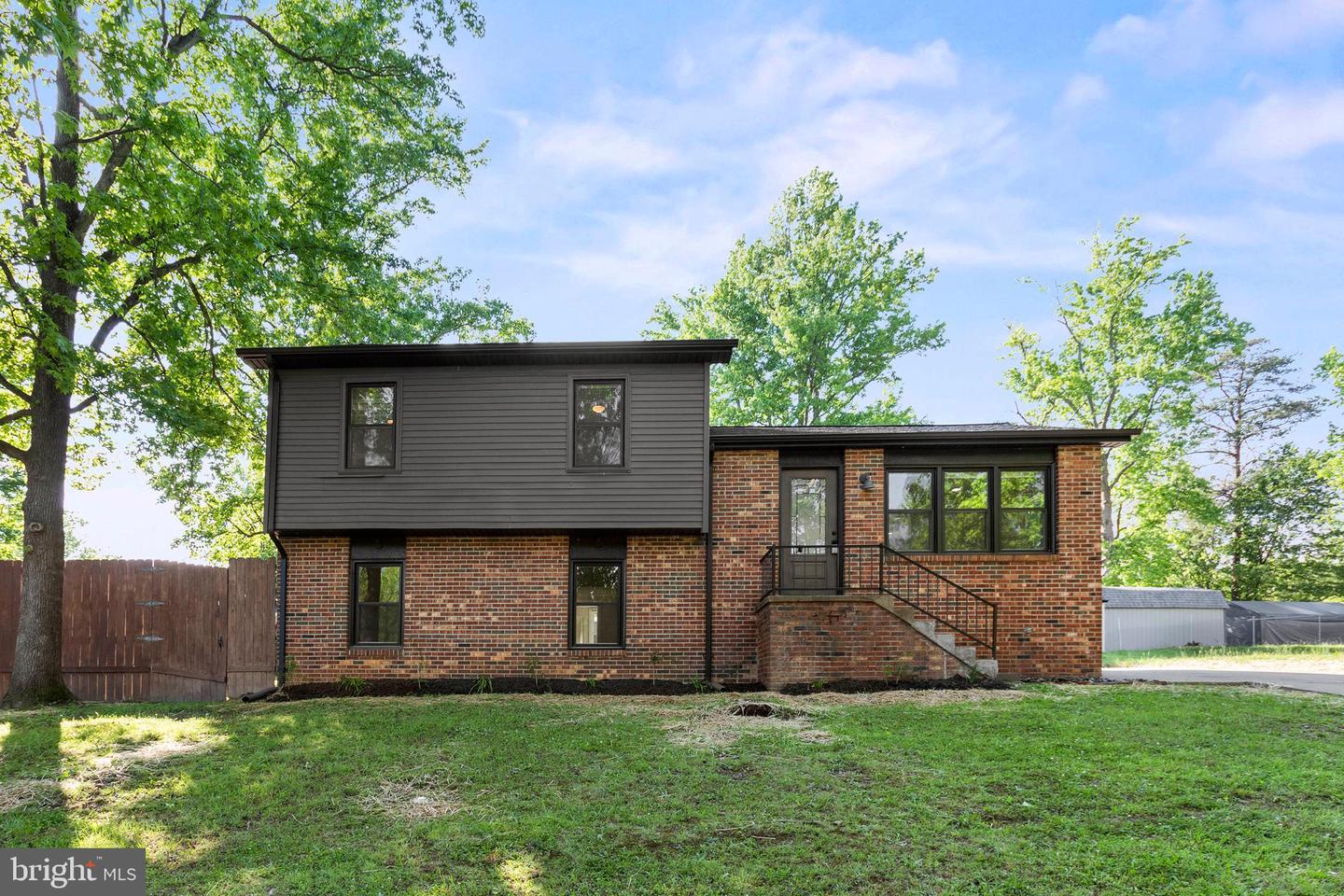 313 BURMAN LN, FREDERICKSBURG, Virginia 22407, 4 Bedrooms Bedrooms, ,3 BathroomsBathrooms,Residential,For sale,313 BURMAN LN,VASP2032916 MLS # VASP2032916