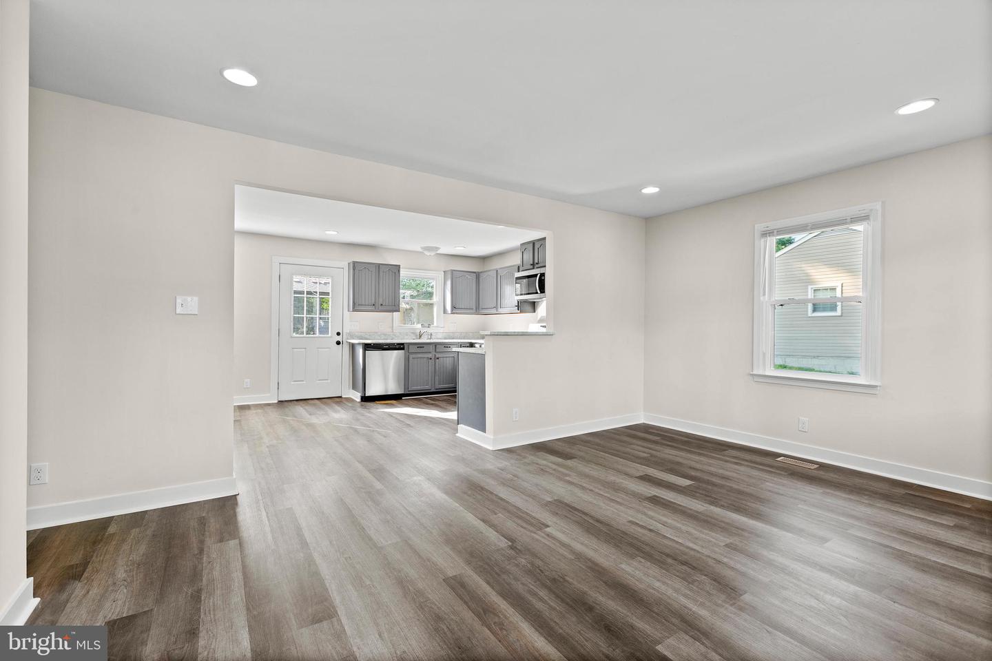 313 BURMAN LN, FREDERICKSBURG, Virginia 22407, 4 Bedrooms Bedrooms, ,3 BathroomsBathrooms,Residential,For sale,313 BURMAN LN,VASP2032916 MLS # VASP2032916