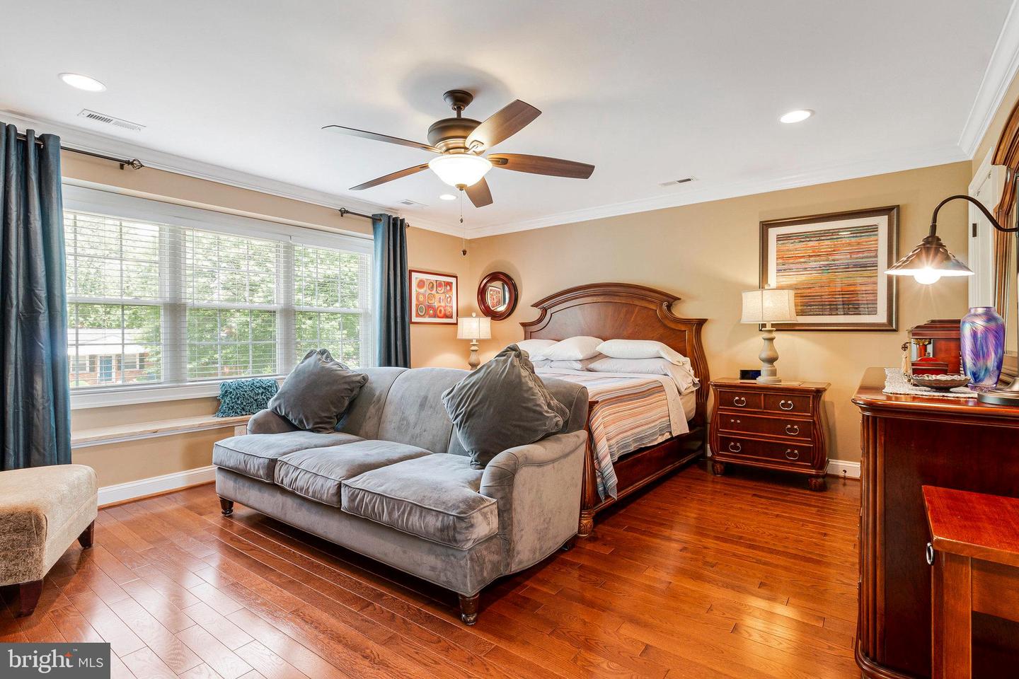 6501 JOYCE RD, ALEXANDRIA, Virginia 22310, 5 Bedrooms Bedrooms, ,4 BathroomsBathrooms,Residential,For sale,6501 JOYCE RD,VAFX2239308 MLS # VAFX2239308