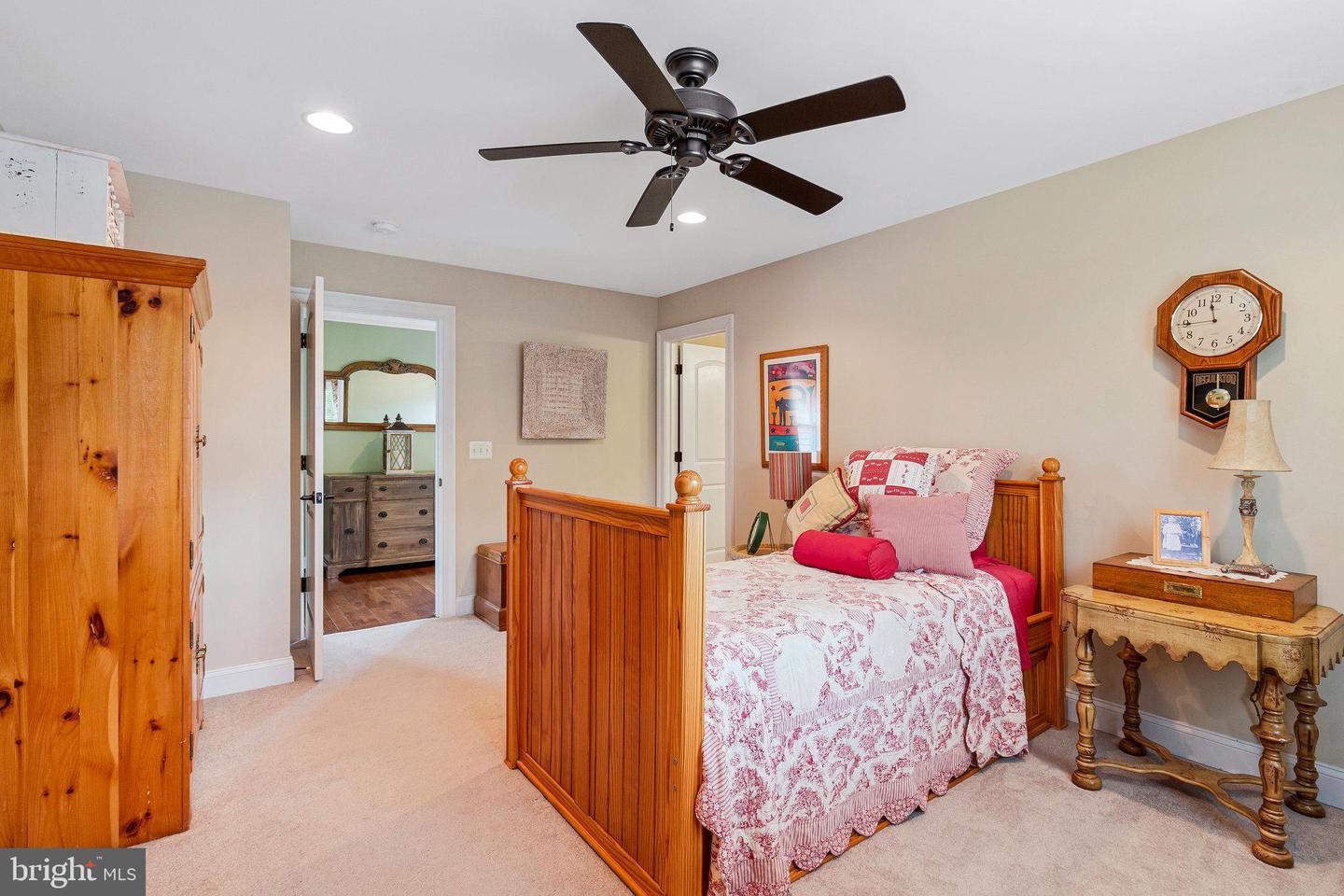 6501 JOYCE RD, ALEXANDRIA, Virginia 22310, 5 Bedrooms Bedrooms, ,4 BathroomsBathrooms,Residential,For sale,6501 JOYCE RD,VAFX2239308 MLS # VAFX2239308