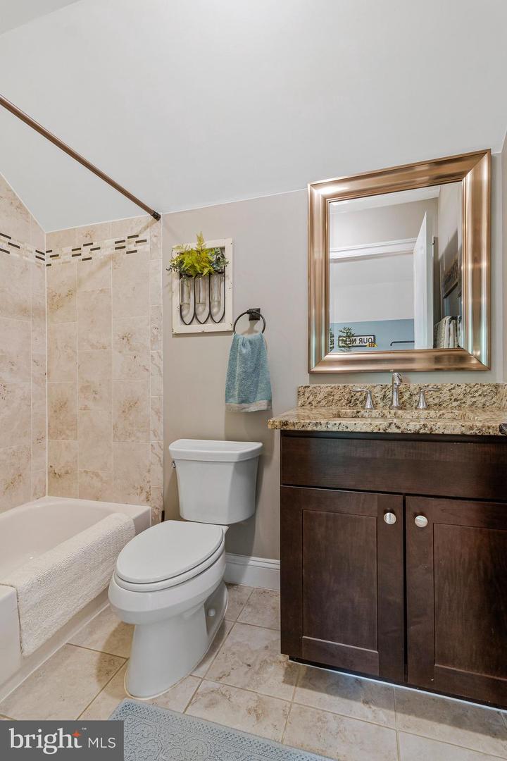 6501 JOYCE RD, ALEXANDRIA, Virginia 22310, 5 Bedrooms Bedrooms, ,4 BathroomsBathrooms,Residential,For sale,6501 JOYCE RD,VAFX2239308 MLS # VAFX2239308