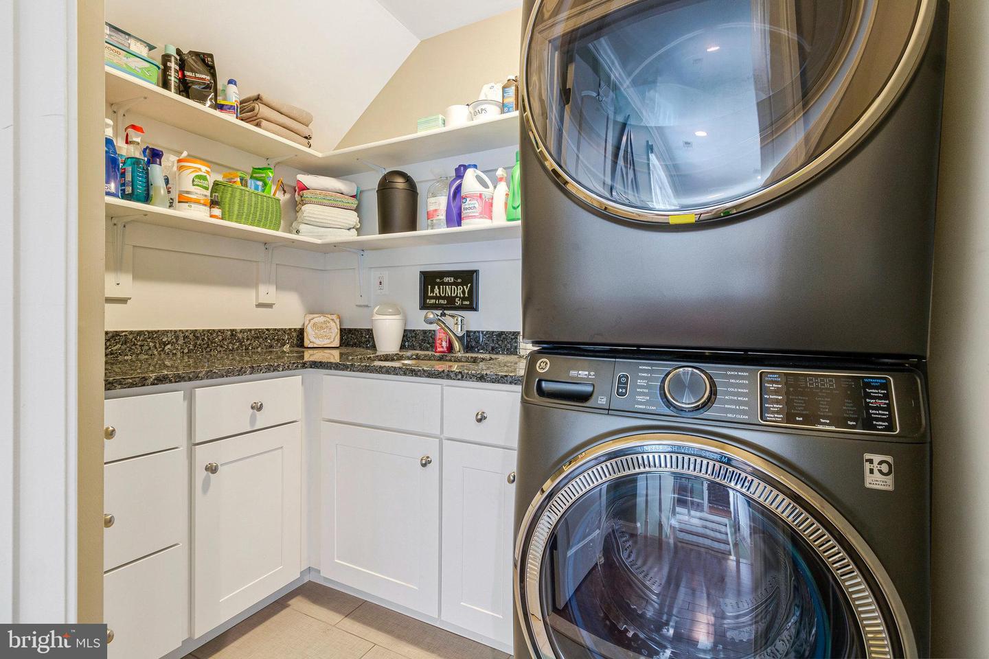 6501 JOYCE RD, ALEXANDRIA, Virginia 22310, 5 Bedrooms Bedrooms, ,4 BathroomsBathrooms,Residential,For sale,6501 JOYCE RD,VAFX2239308 MLS # VAFX2239308