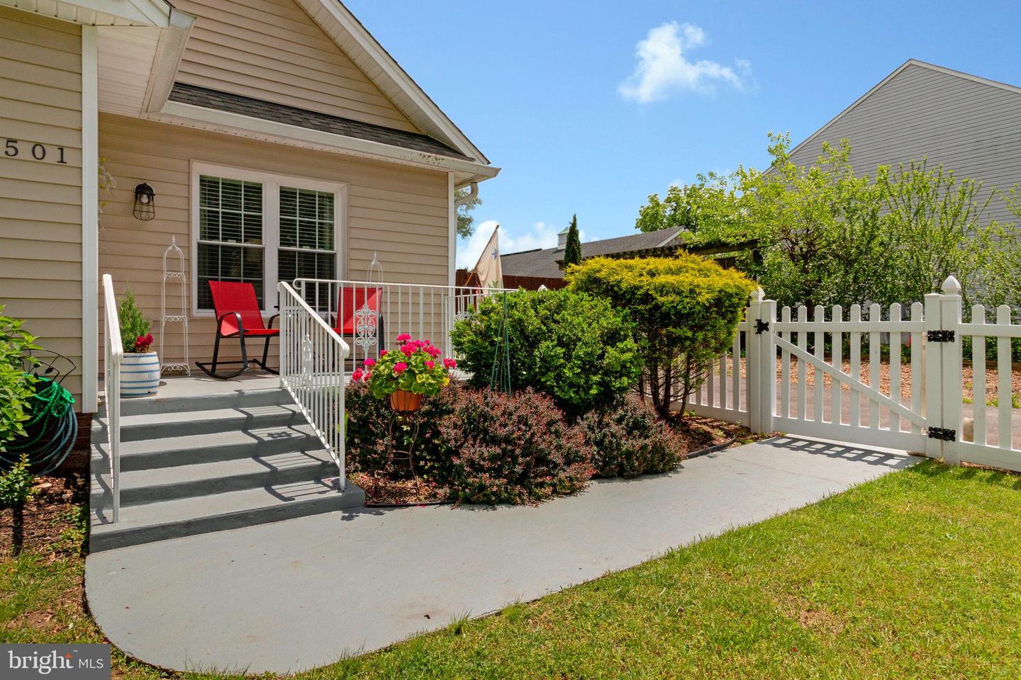 6501 JOYCE RD, ALEXANDRIA, Virginia 22310, 5 Bedrooms Bedrooms, ,4 BathroomsBathrooms,Residential,For sale,6501 JOYCE RD,VAFX2239308 MLS # VAFX2239308