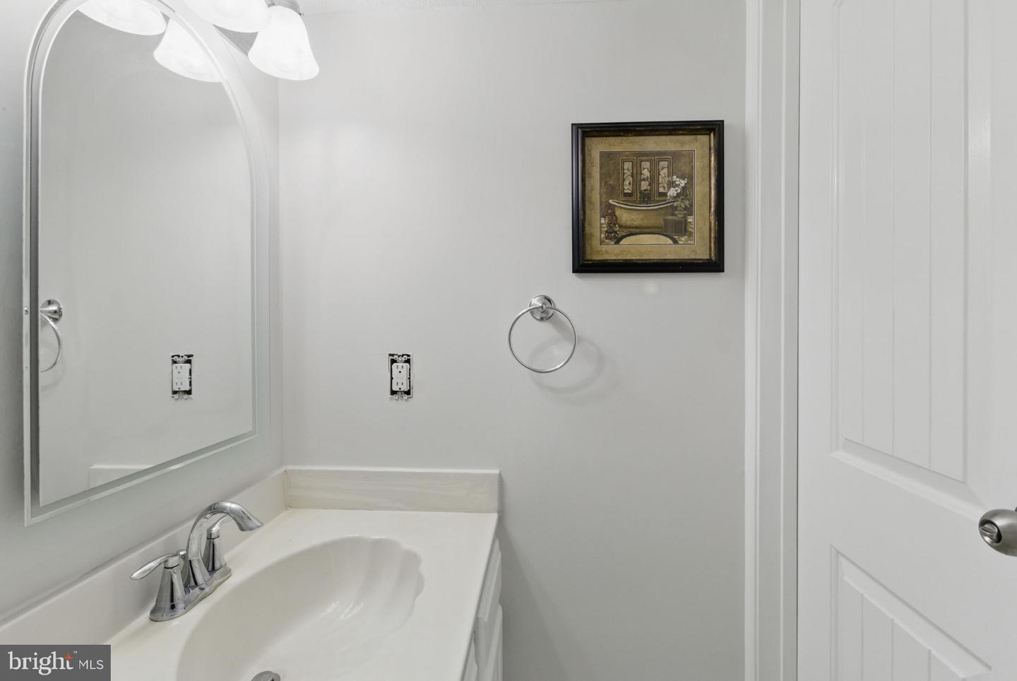 1920 BELMONT RIDGE CT, RESTON, Virginia 20191, 2 Bedrooms Bedrooms, ,1 BathroomBathrooms,Residential,For sale,1920 BELMONT RIDGE CT,VAFX2239312 MLS # VAFX2239312