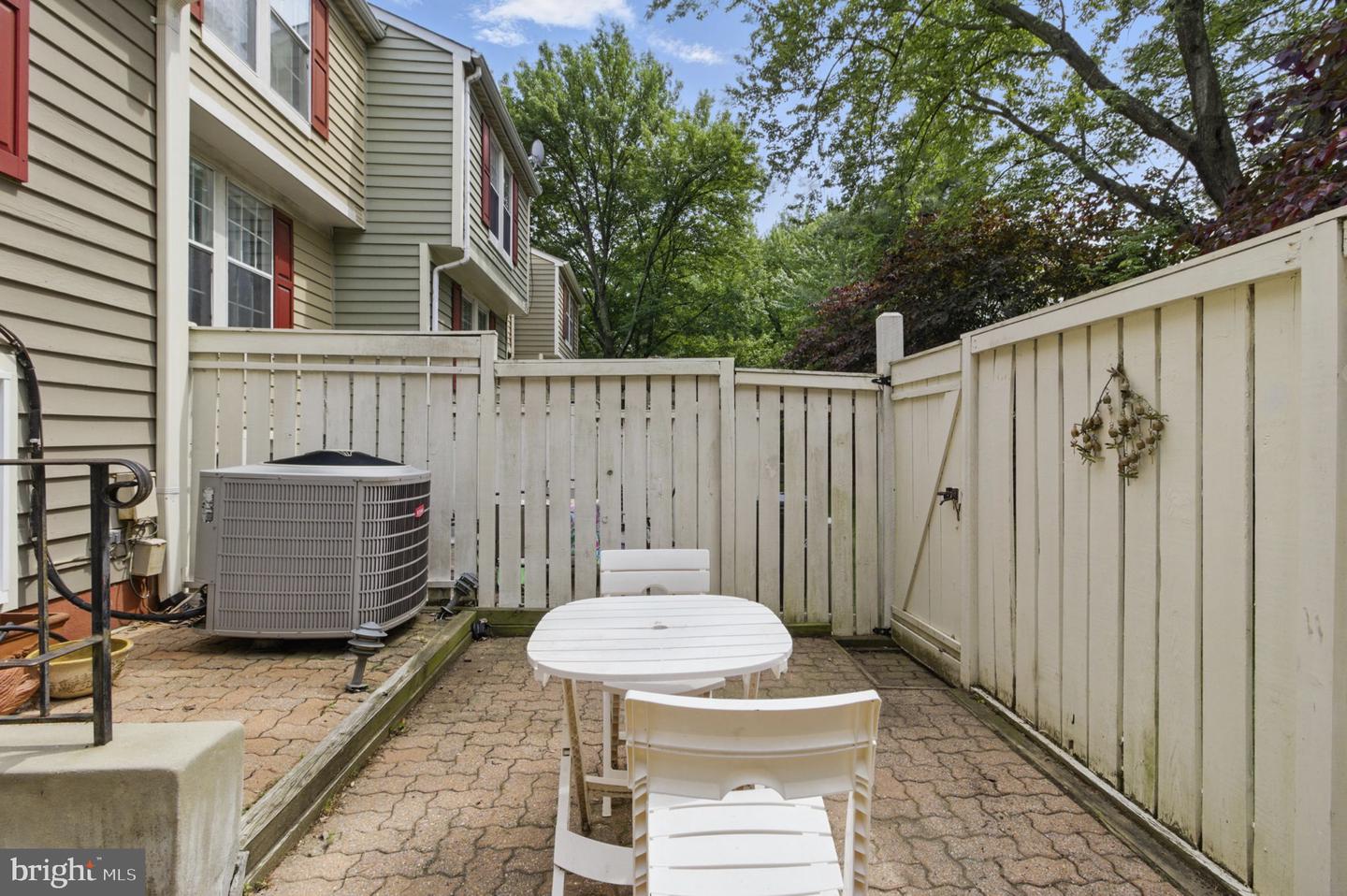 1920 BELMONT RIDGE CT, RESTON, Virginia 20191, 2 Bedrooms Bedrooms, ,1 BathroomBathrooms,Residential,For sale,1920 BELMONT RIDGE CT,VAFX2239312 MLS # VAFX2239312