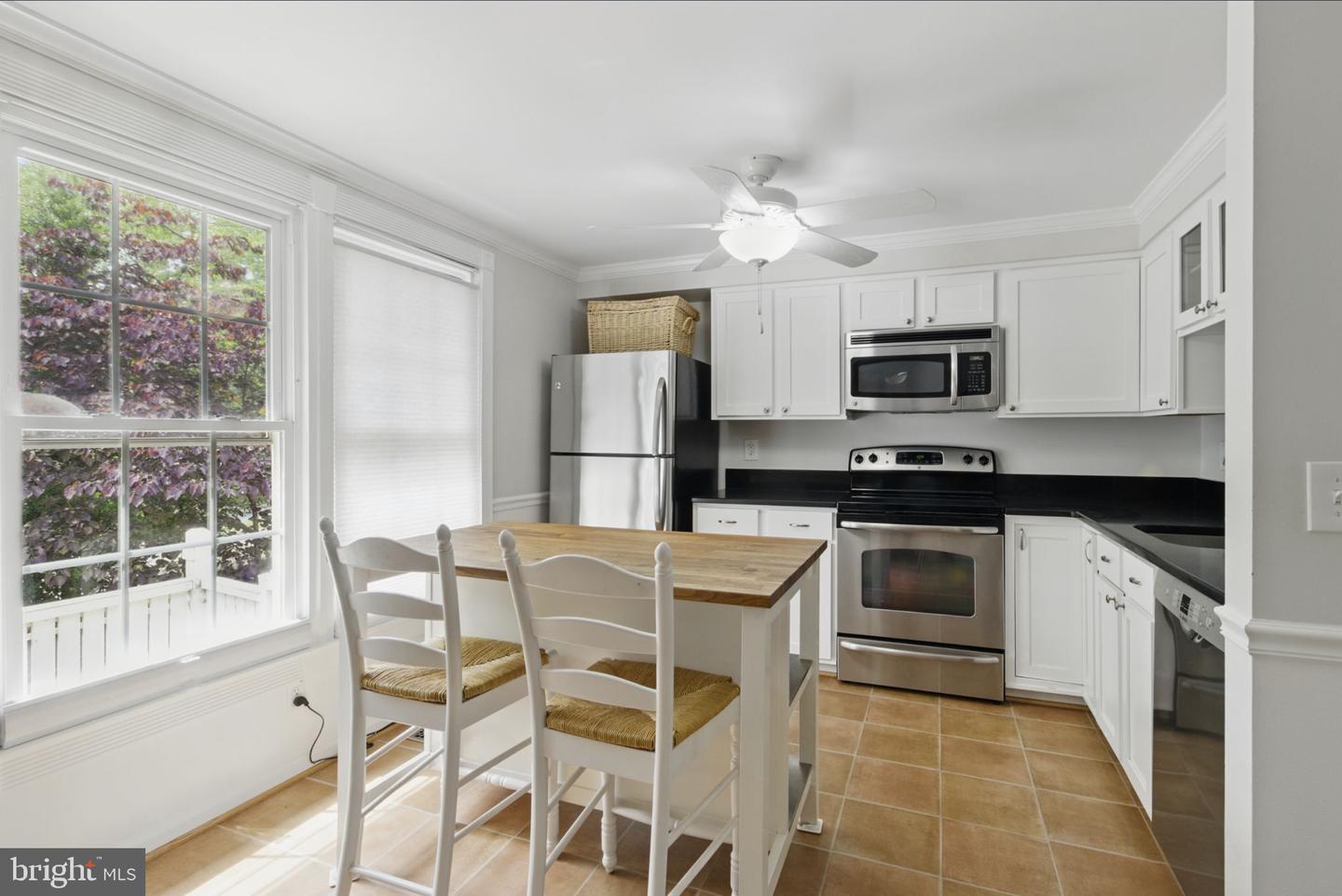 1920 BELMONT RIDGE CT, RESTON, Virginia 20191, 2 Bedrooms Bedrooms, ,1 BathroomBathrooms,Residential,For sale,1920 BELMONT RIDGE CT,VAFX2239312 MLS # VAFX2239312