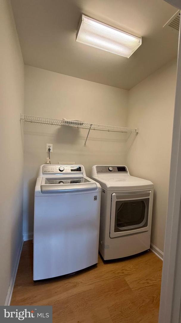 500 ROLAND ST SW, VIENNA, Virginia 22180, 5 Bedrooms Bedrooms, ,4 BathroomsBathrooms,Residential,For sale,500 ROLAND ST SW,VAFX2238646 MLS # VAFX2238646