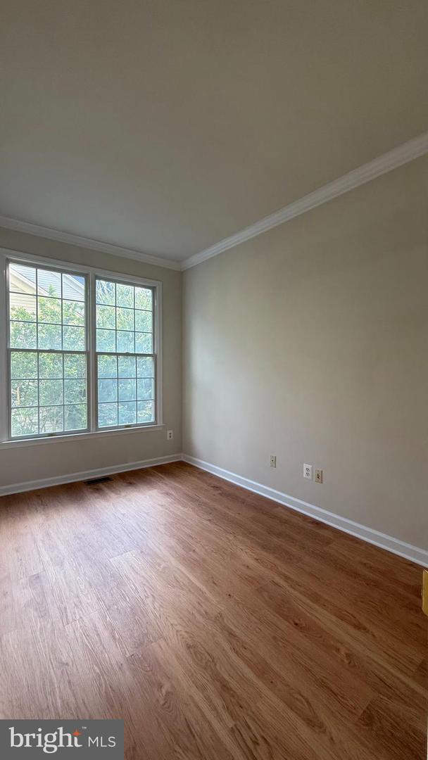 500 ROLAND ST SW, VIENNA, Virginia 22180, 5 Bedrooms Bedrooms, ,4 BathroomsBathrooms,Residential,For sale,500 ROLAND ST SW,VAFX2238646 MLS # VAFX2238646