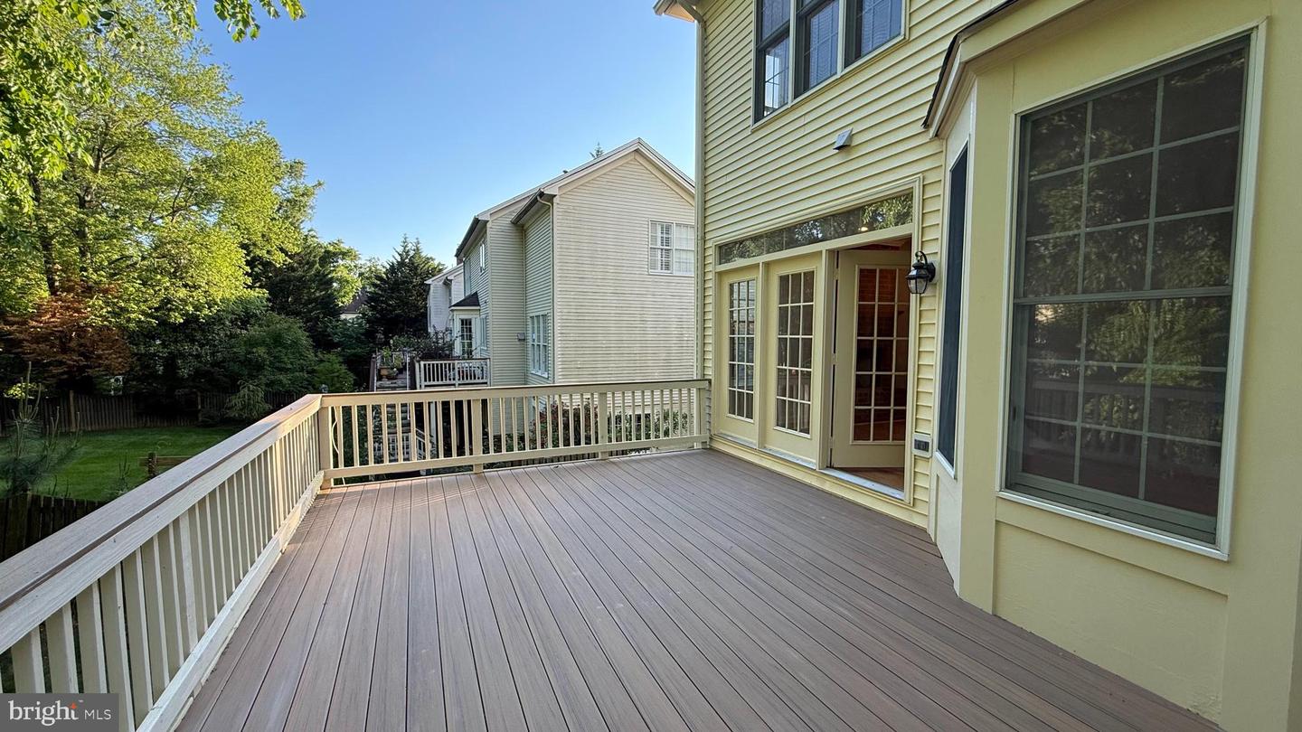 500 ROLAND ST SW, VIENNA, Virginia 22180, 5 Bedrooms Bedrooms, ,4 BathroomsBathrooms,Residential,For sale,500 ROLAND ST SW,VAFX2238646 MLS # VAFX2238646