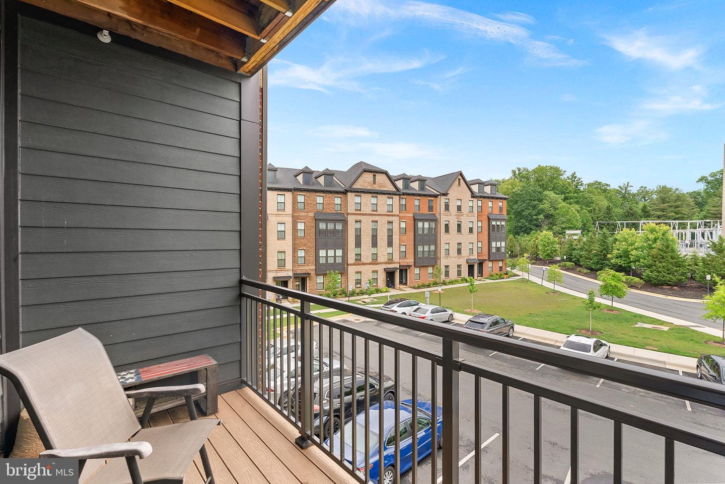 3927 FAIR RIDGE DR #305, FAIRFAX, Virginia 22033, 2 Bedrooms Bedrooms, ,2 BathroomsBathrooms,Residential,For sale,3927 FAIR RIDGE DR #305,VAFX2238866 MLS # VAFX2238866