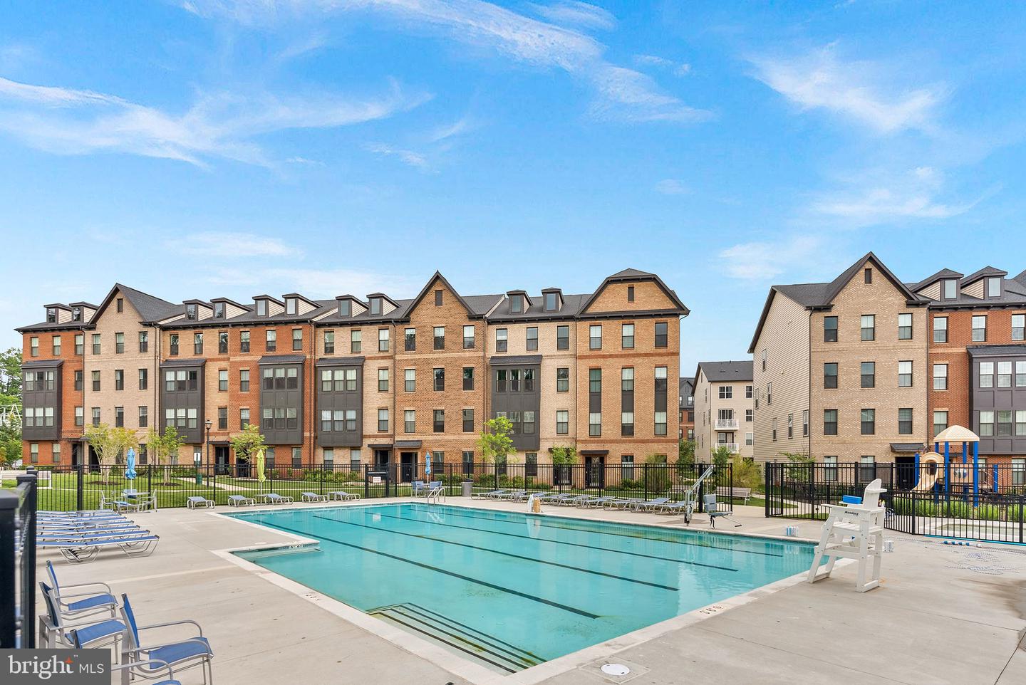 3927 FAIR RIDGE DR #305, FAIRFAX, Virginia 22033, 2 Bedrooms Bedrooms, ,2 BathroomsBathrooms,Residential,For sale,3927 FAIR RIDGE DR #305,VAFX2238866 MLS # VAFX2238866
