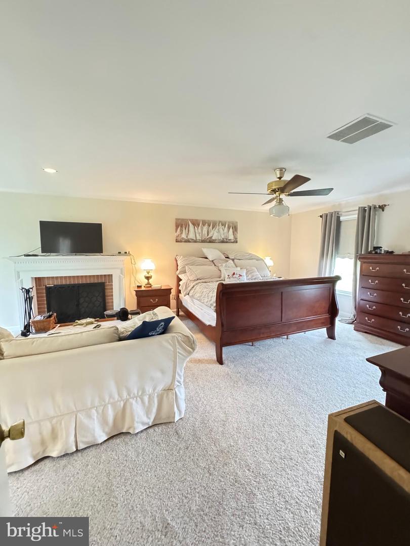 7880 SIR TOPAS DR, WARRENTON, Virginia 20186, 4 Bedrooms Bedrooms, ,2 BathroomsBathrooms,Residential,For sale,7880 SIR TOPAS DR,VAFQ2016524 MLS # VAFQ2016524