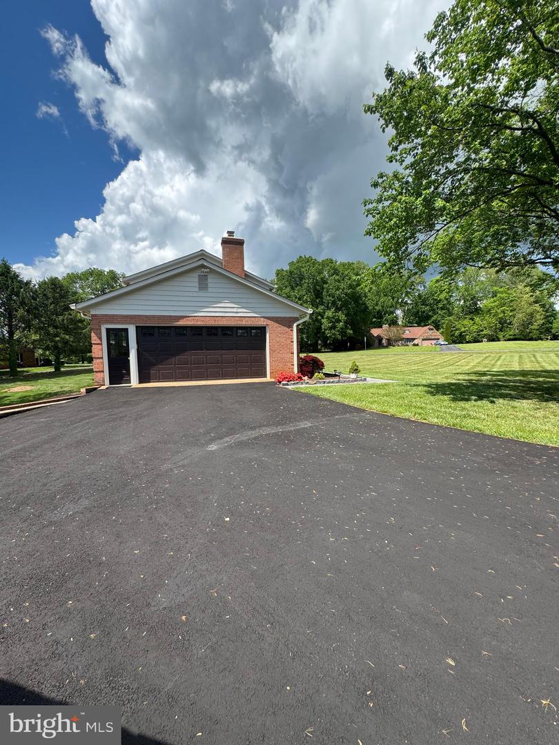 7880 SIR TOPAS DR, WARRENTON, Virginia 20186, 4 Bedrooms Bedrooms, ,2 BathroomsBathrooms,Residential,For sale,7880 SIR TOPAS DR,VAFQ2016524 MLS # VAFQ2016524