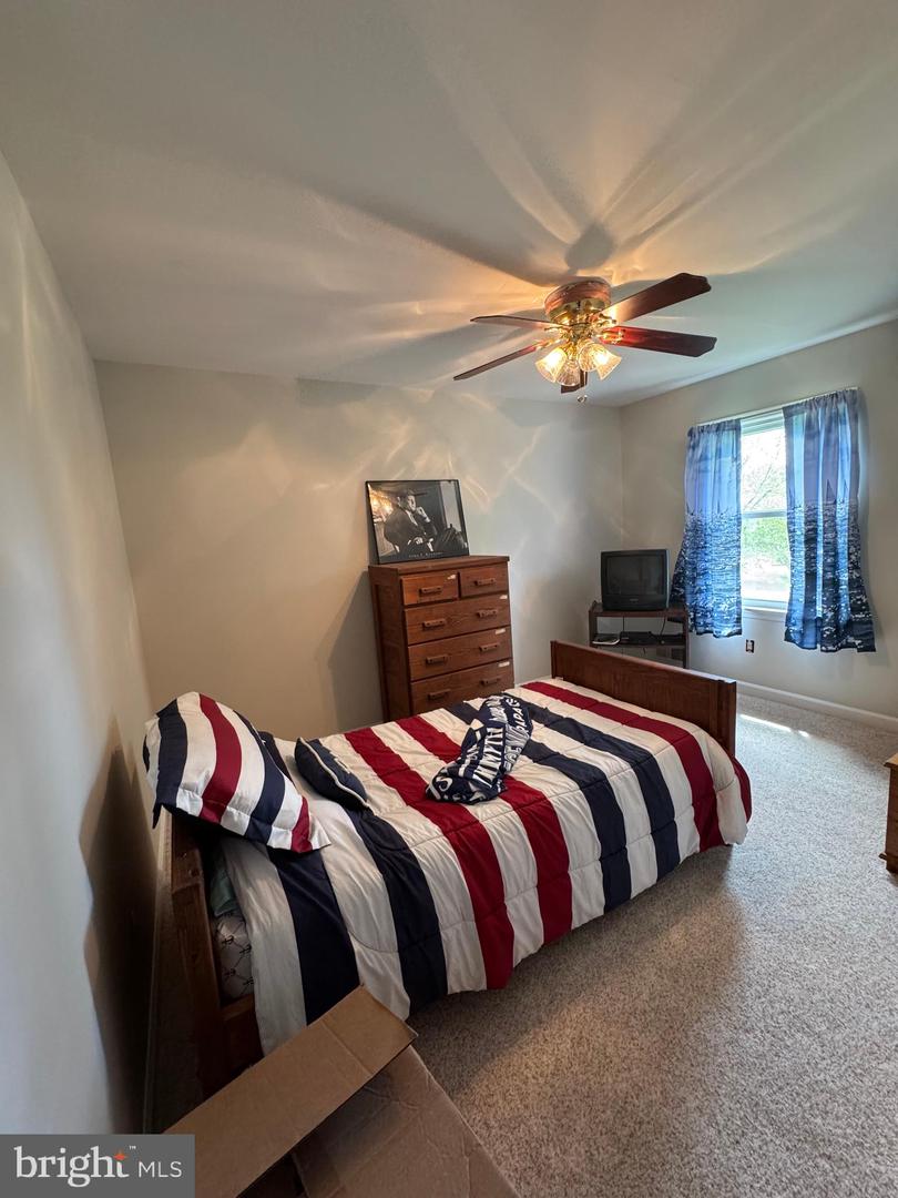 7880 SIR TOPAS DR, WARRENTON, Virginia 20186, 4 Bedrooms Bedrooms, ,2 BathroomsBathrooms,Residential,For sale,7880 SIR TOPAS DR,VAFQ2016524 MLS # VAFQ2016524