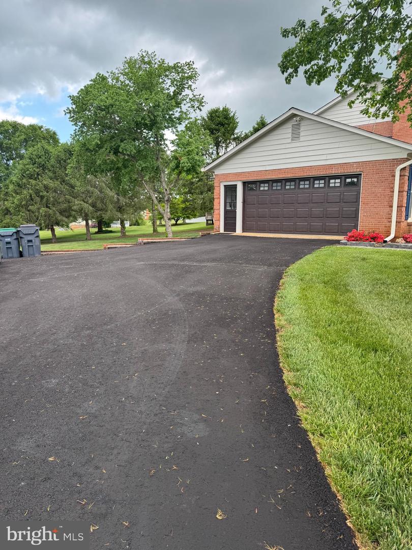 7880 SIR TOPAS DR, WARRENTON, Virginia 20186, 4 Bedrooms Bedrooms, ,2 BathroomsBathrooms,Residential,For sale,7880 SIR TOPAS DR,VAFQ2016524 MLS # VAFQ2016524