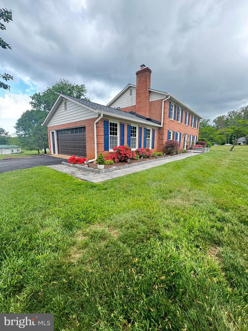 7880 SIR TOPAS DR, WARRENTON, Virginia 20186, 4 Bedrooms Bedrooms, ,2 BathroomsBathrooms,Residential,For sale,7880 SIR TOPAS DR,VAFQ2016524 MLS # VAFQ2016524