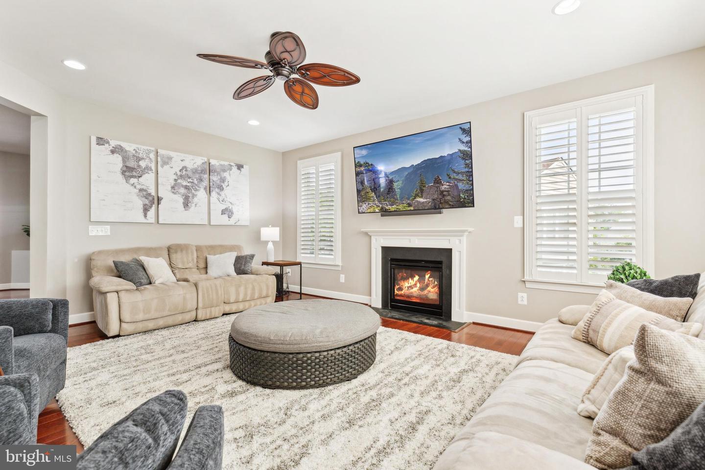 40999 WAXWING DR, LEESBURG, Virginia 20175, 5 Bedrooms Bedrooms, ,5 BathroomsBathrooms,Residential,For sale,40999 WAXWING DR,VALO2095776 MLS # VALO2095776
