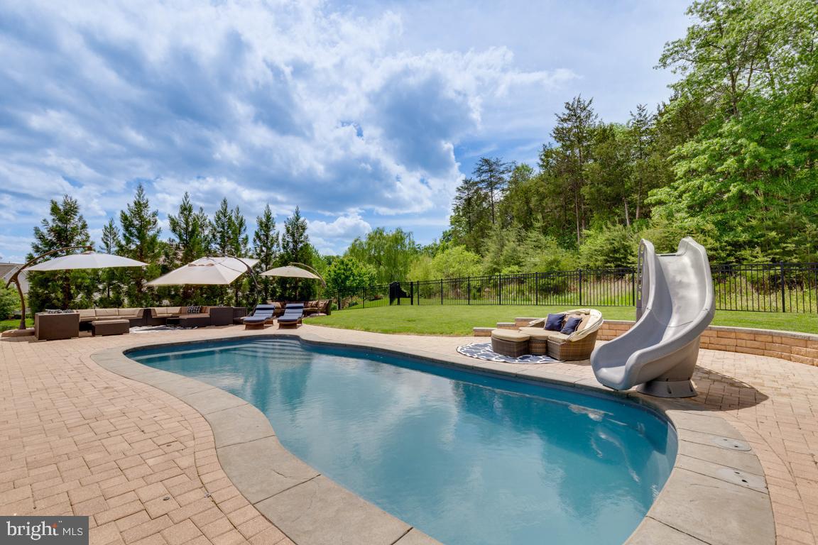 40999 WAXWING DR, LEESBURG, Virginia 20175, 5 Bedrooms Bedrooms, ,5 BathroomsBathrooms,Residential,For sale,40999 WAXWING DR,VALO2095776 MLS # VALO2095776