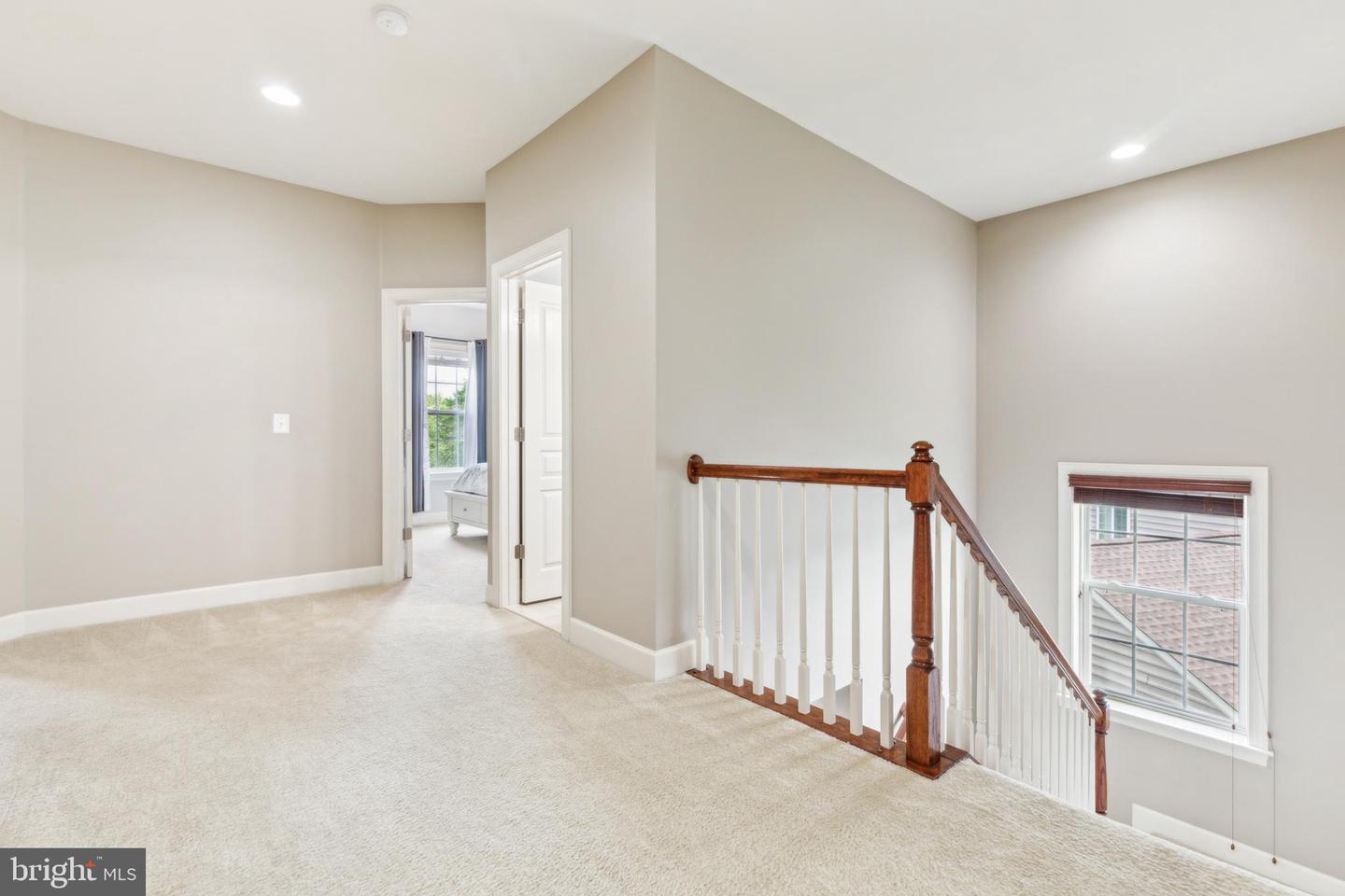 40999 WAXWING DR, LEESBURG, Virginia 20175, 5 Bedrooms Bedrooms, ,5 BathroomsBathrooms,Residential,For sale,40999 WAXWING DR,VALO2095776 MLS # VALO2095776
