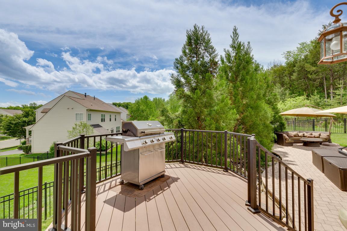 40999 WAXWING DR, LEESBURG, Virginia 20175, 5 Bedrooms Bedrooms, ,5 BathroomsBathrooms,Residential,For sale,40999 WAXWING DR,VALO2095776 MLS # VALO2095776