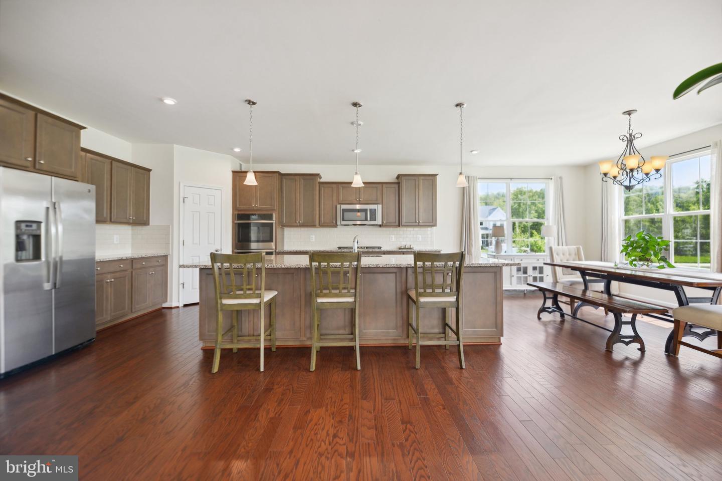 15888 AERIAL VIEW RD, WOODBRIDGE, Virginia 22193, 5 Bedrooms Bedrooms, ,4 BathroomsBathrooms,Residential,For sale,15888 AERIAL VIEW RD,VAPW2094398 MLS # VAPW2094398
