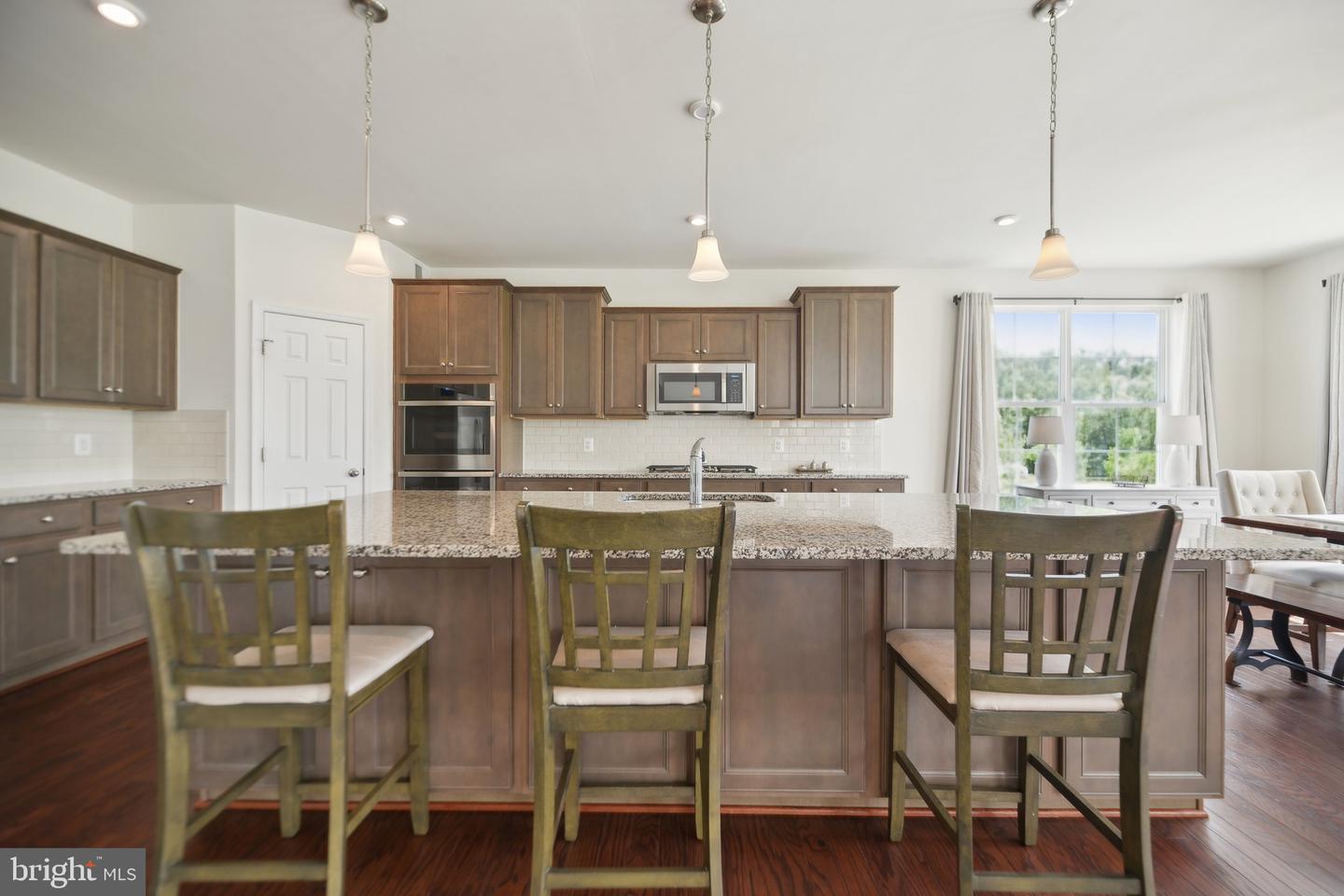 15888 AERIAL VIEW RD, WOODBRIDGE, Virginia 22193, 5 Bedrooms Bedrooms, ,4 BathroomsBathrooms,Residential,For sale,15888 AERIAL VIEW RD,VAPW2094398 MLS # VAPW2094398