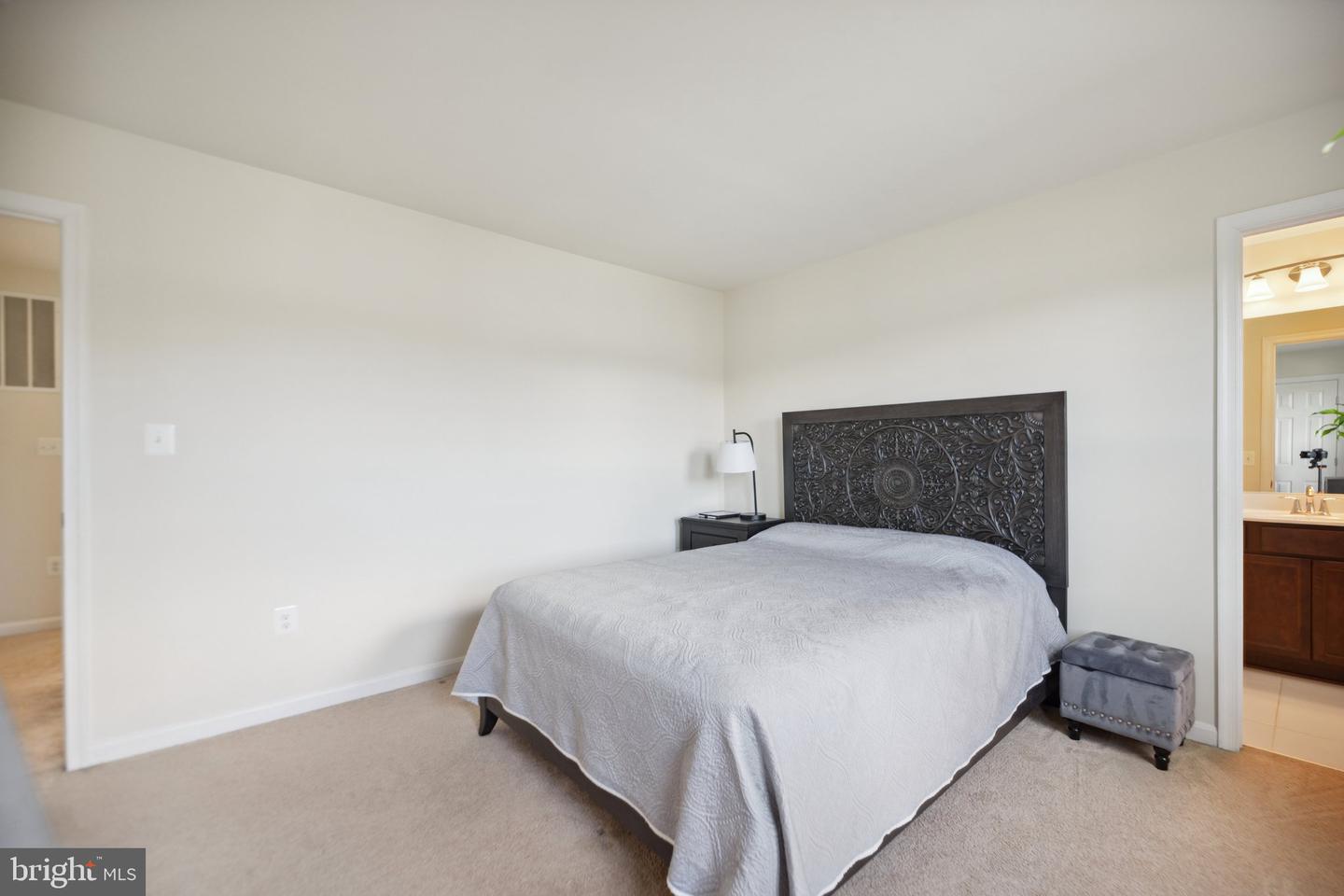 15888 AERIAL VIEW RD, WOODBRIDGE, Virginia 22193, 5 Bedrooms Bedrooms, ,4 BathroomsBathrooms,Residential,For sale,15888 AERIAL VIEW RD,VAPW2094398 MLS # VAPW2094398