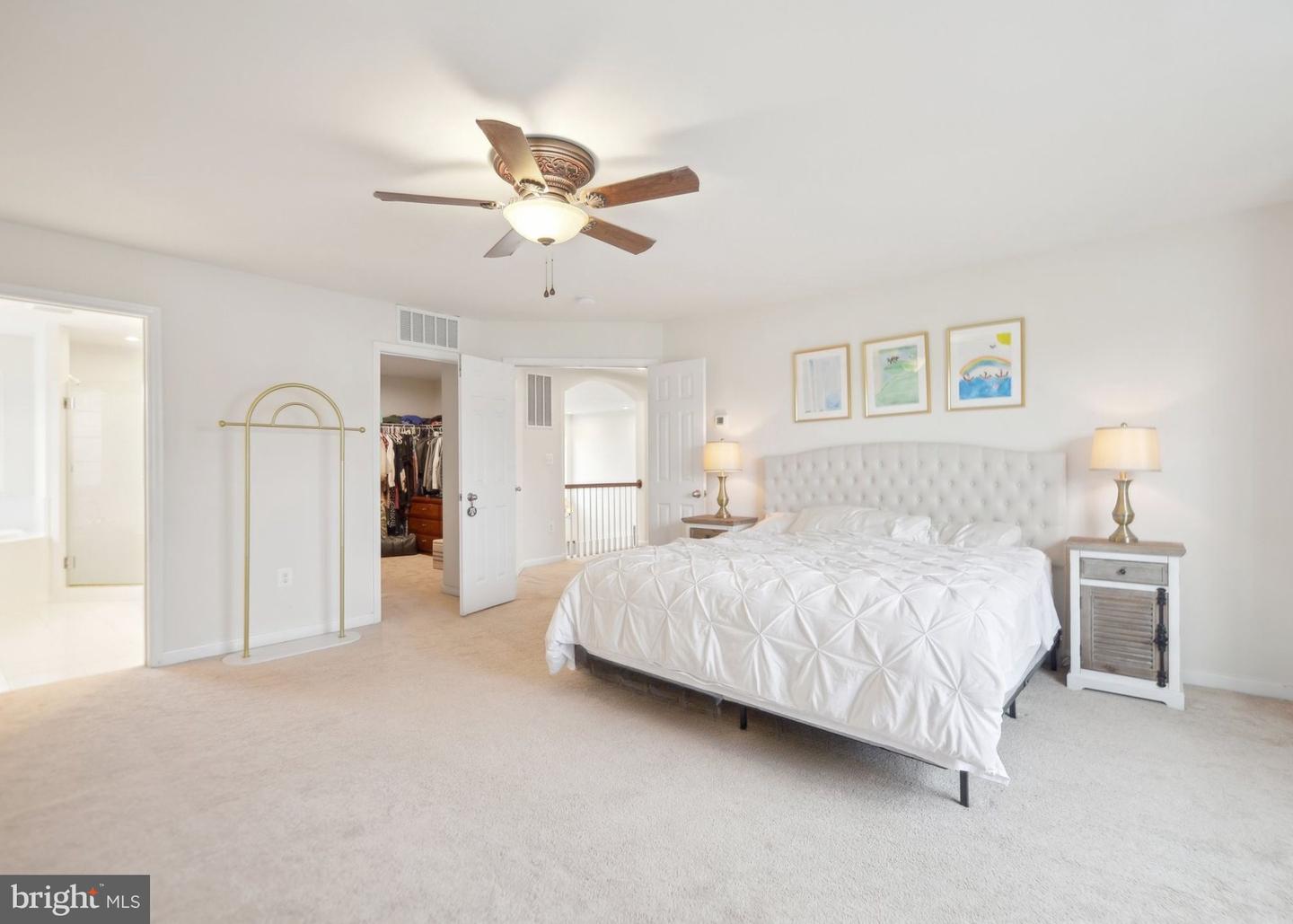 15888 AERIAL VIEW RD, WOODBRIDGE, Virginia 22193, 5 Bedrooms Bedrooms, ,4 BathroomsBathrooms,Residential,For sale,15888 AERIAL VIEW RD,VAPW2094398 MLS # VAPW2094398