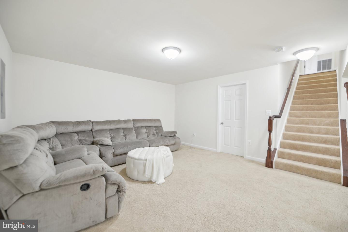 15888 AERIAL VIEW RD, WOODBRIDGE, Virginia 22193, 5 Bedrooms Bedrooms, ,4 BathroomsBathrooms,Residential,For sale,15888 AERIAL VIEW RD,VAPW2094398 MLS # VAPW2094398