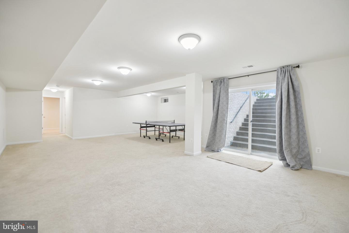 15888 AERIAL VIEW RD, WOODBRIDGE, Virginia 22193, 5 Bedrooms Bedrooms, ,4 BathroomsBathrooms,Residential,For sale,15888 AERIAL VIEW RD,VAPW2094398 MLS # VAPW2094398