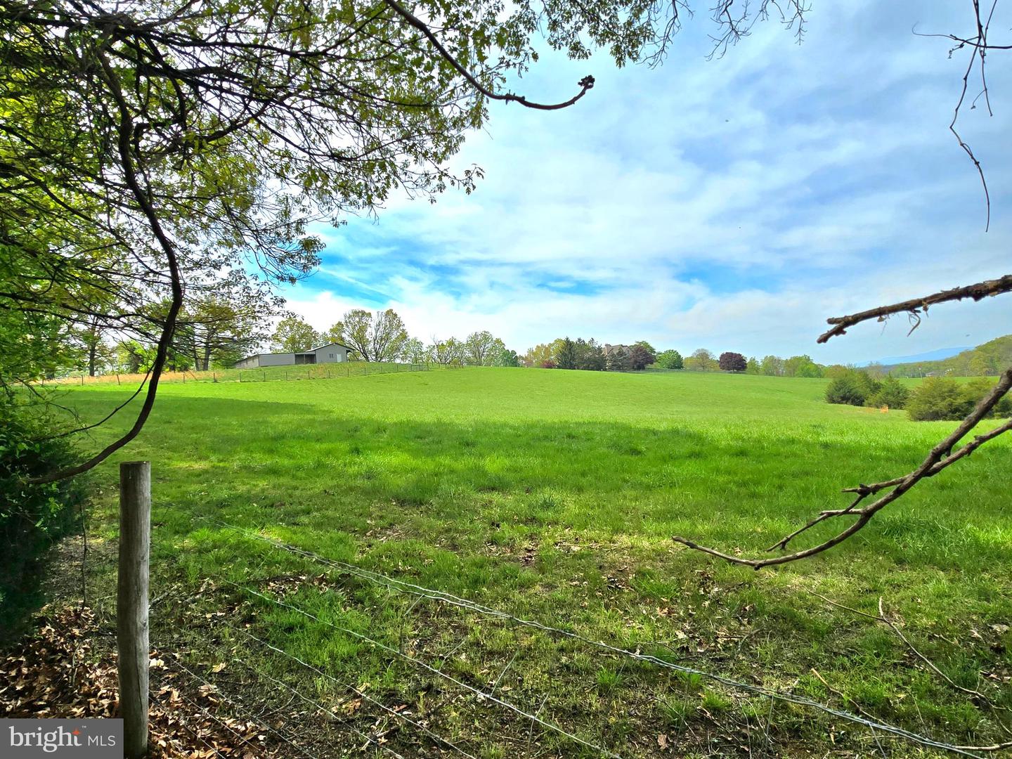0 INDIAN RIDGE LN, ROCKINGHAM, Virginia 22802, ,Land,For sale,0 INDIAN RIDGE LN,VARO2002320 MLS # VARO2002320