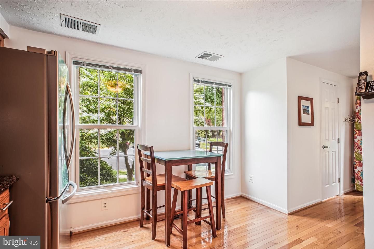 1559 AUTUMN RIDGE CIR, RESTON, Virginia 20194, 2 Bedrooms Bedrooms, ,3 BathroomsBathrooms,Residential,For sale,1559 AUTUMN RIDGE CIR,VAFX2239950 MLS # VAFX2239950