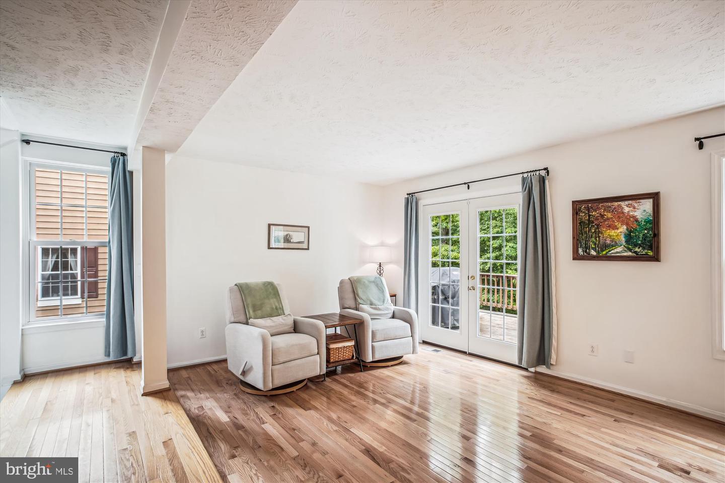 1559 AUTUMN RIDGE CIR, RESTON, Virginia 20194, 2 Bedrooms Bedrooms, ,3 BathroomsBathrooms,Residential,For sale,1559 AUTUMN RIDGE CIR,VAFX2239950 MLS # VAFX2239950