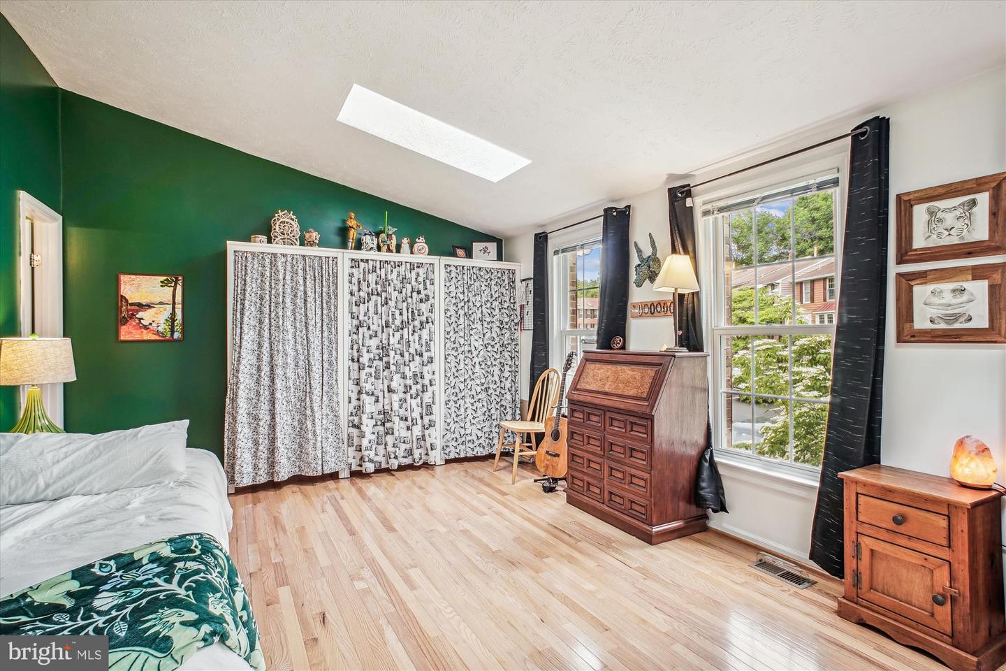 1559 AUTUMN RIDGE CIR, RESTON, Virginia 20194, 2 Bedrooms Bedrooms, ,3 BathroomsBathrooms,Residential,For sale,1559 AUTUMN RIDGE CIR,VAFX2239950 MLS # VAFX2239950