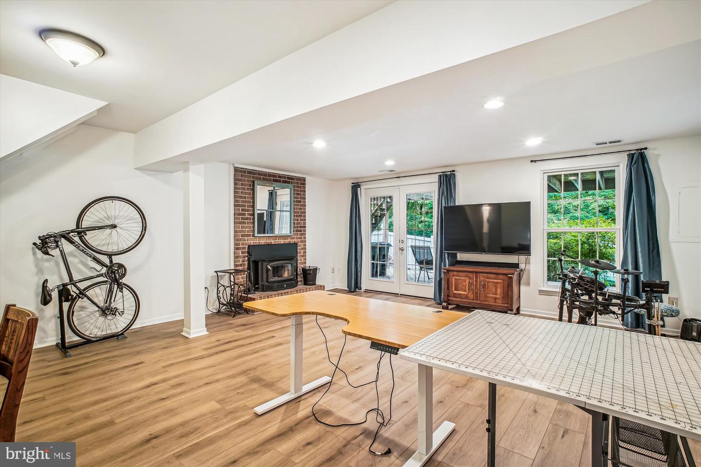 1559 AUTUMN RIDGE CIR, RESTON, Virginia 20194, 2 Bedrooms Bedrooms, ,3 BathroomsBathrooms,Residential,For sale,1559 AUTUMN RIDGE CIR,VAFX2239950 MLS # VAFX2239950
