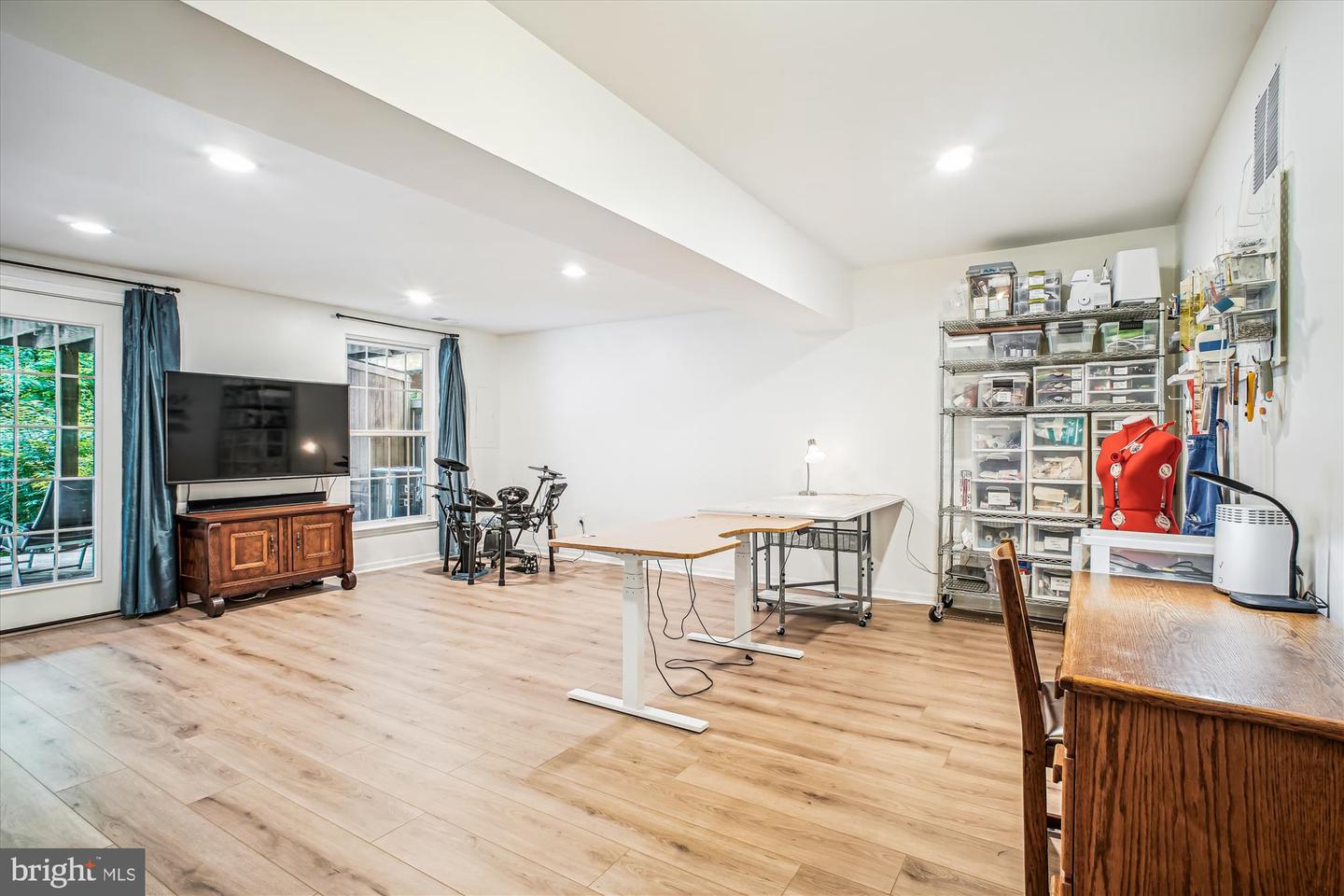1559 AUTUMN RIDGE CIR, RESTON, Virginia 20194, 2 Bedrooms Bedrooms, ,3 BathroomsBathrooms,Residential,For sale,1559 AUTUMN RIDGE CIR,VAFX2239950 MLS # VAFX2239950